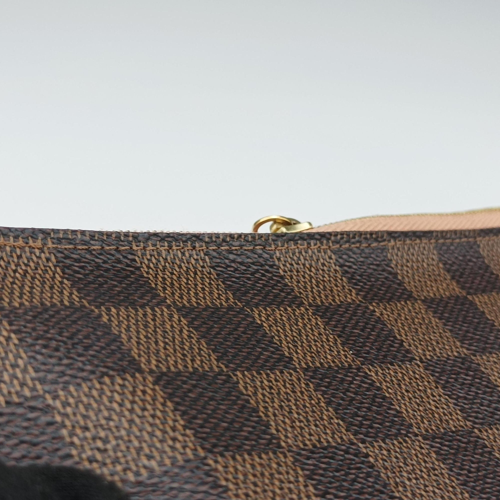 Secondhand Louis Vuitton Pochette Double Zip EBENE×Rose Ballerine Damier Canvas N60254 shoulderbag | stylenewstar