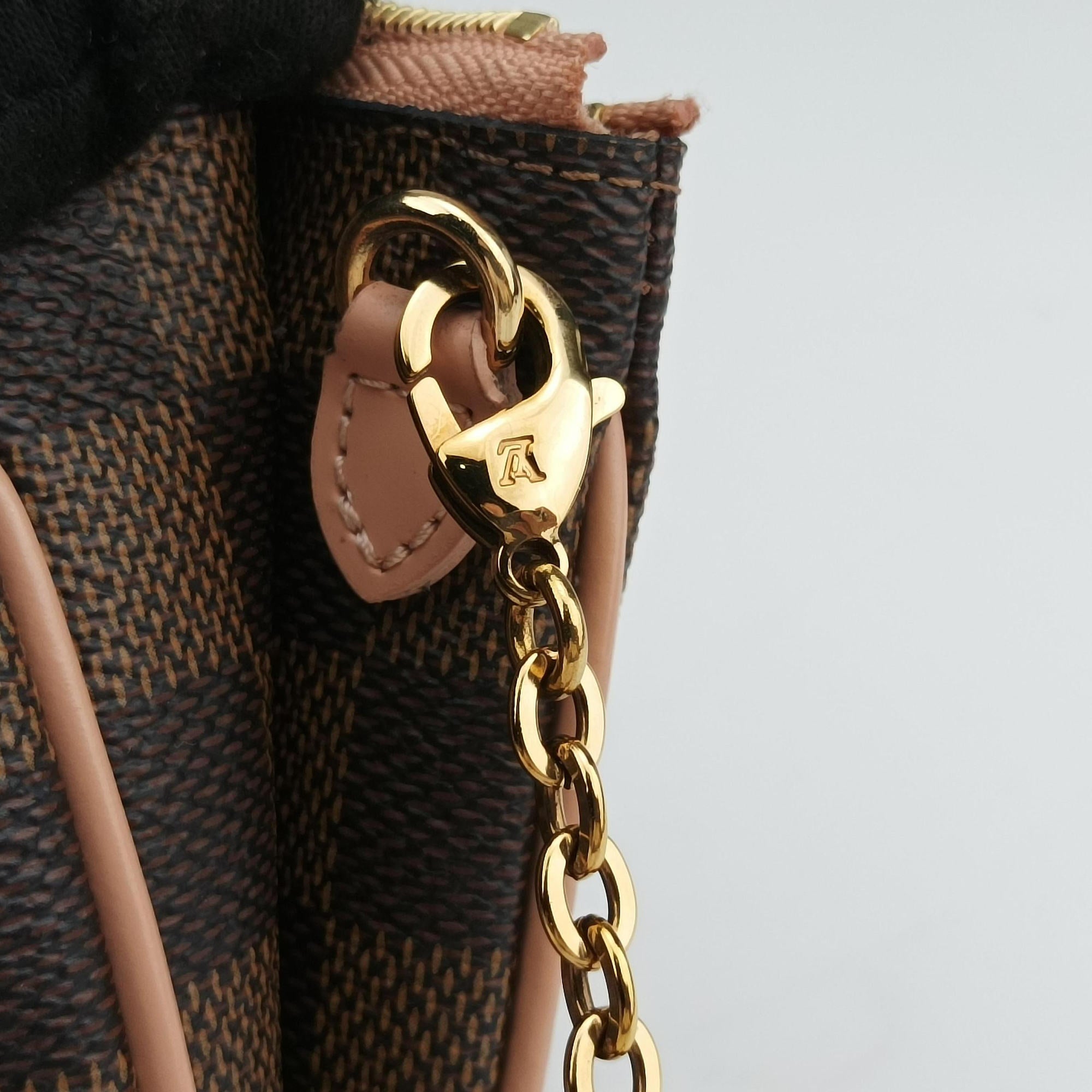 Secondhand Louis Vuitton Pochette Double Zip EBENE×Rose Ballerine Damier Canvas N60254 shoulderbag | stylenewstar