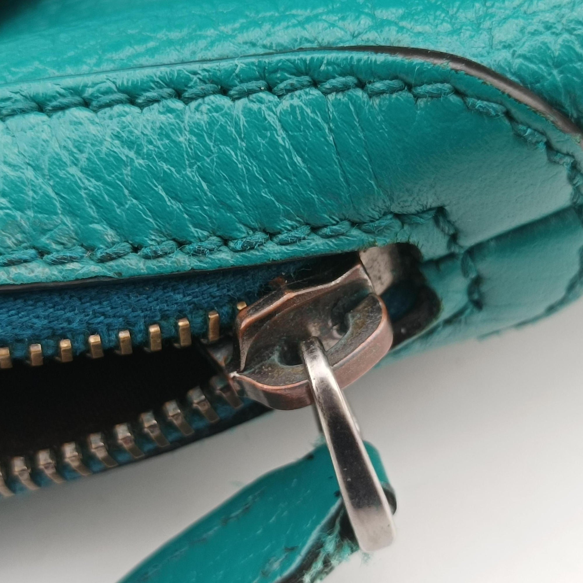 Vintage Gucci Web Dome Blue Leather 341504 shoulderbag | stylenewstar