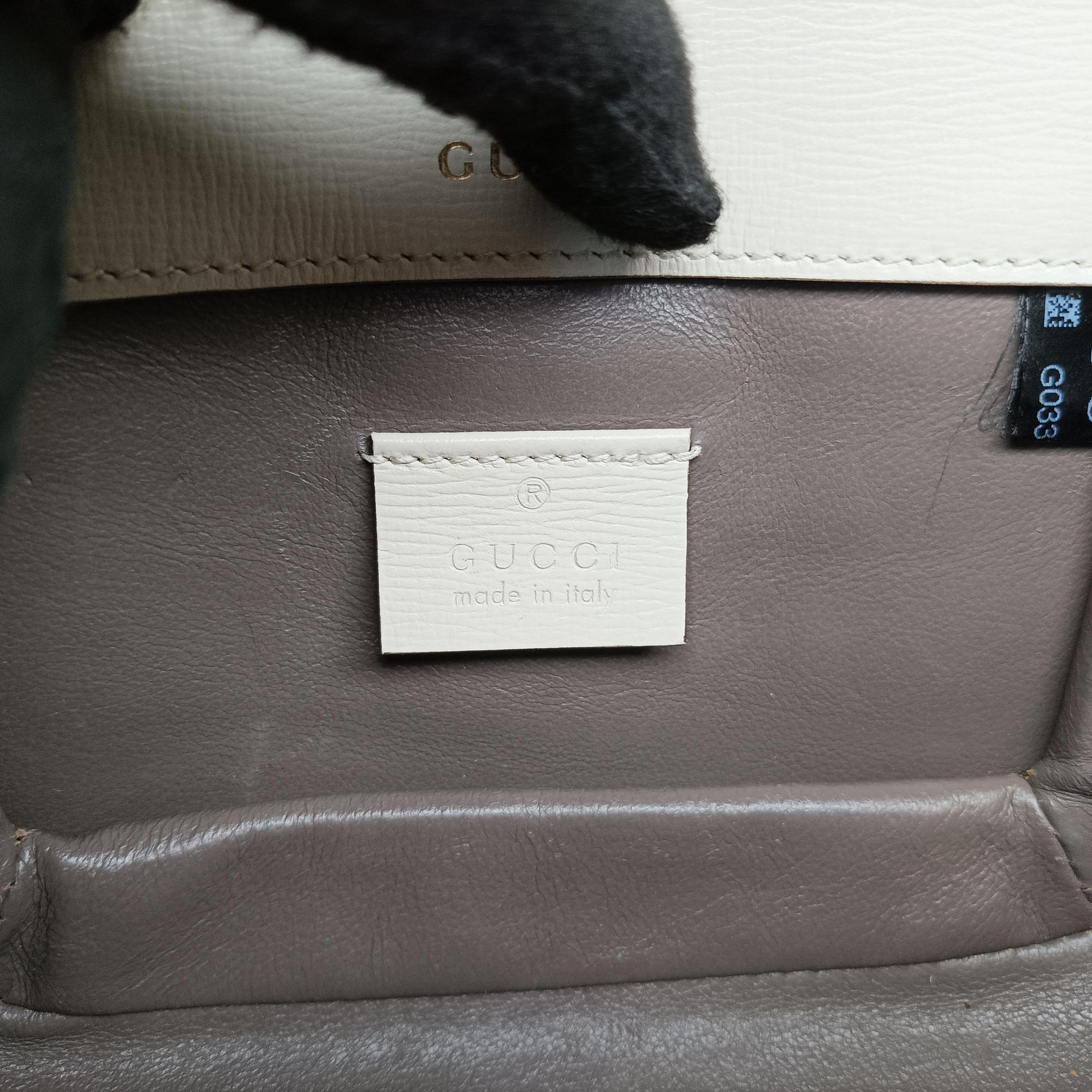 Pre-owned Gucci Sylvie 1969 Mini White Leather 615965 shoulderbag | stylenewstar