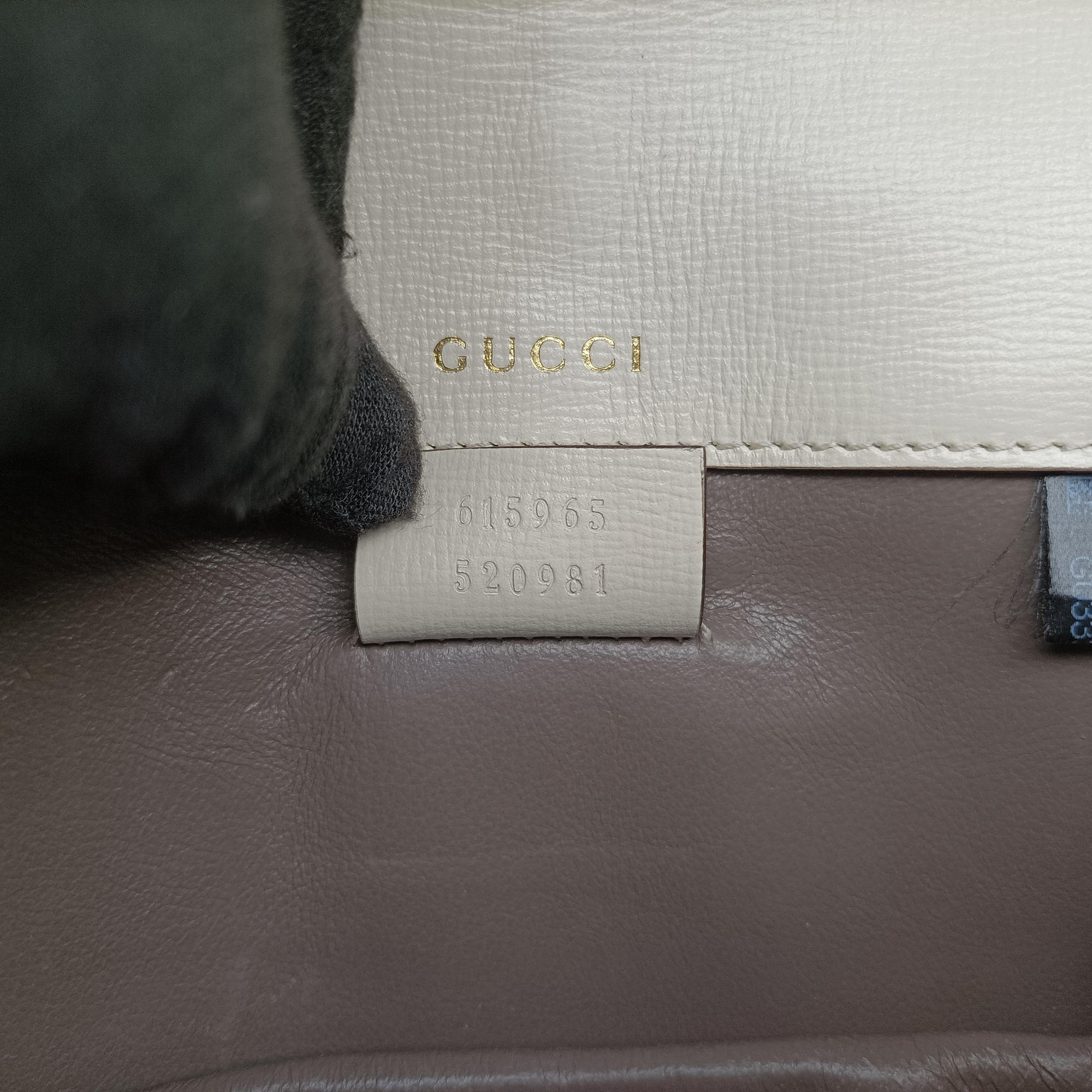 Pre-owned Gucci Sylvie 1969 Mini White Leather 615965 shoulderbag | stylenewstar