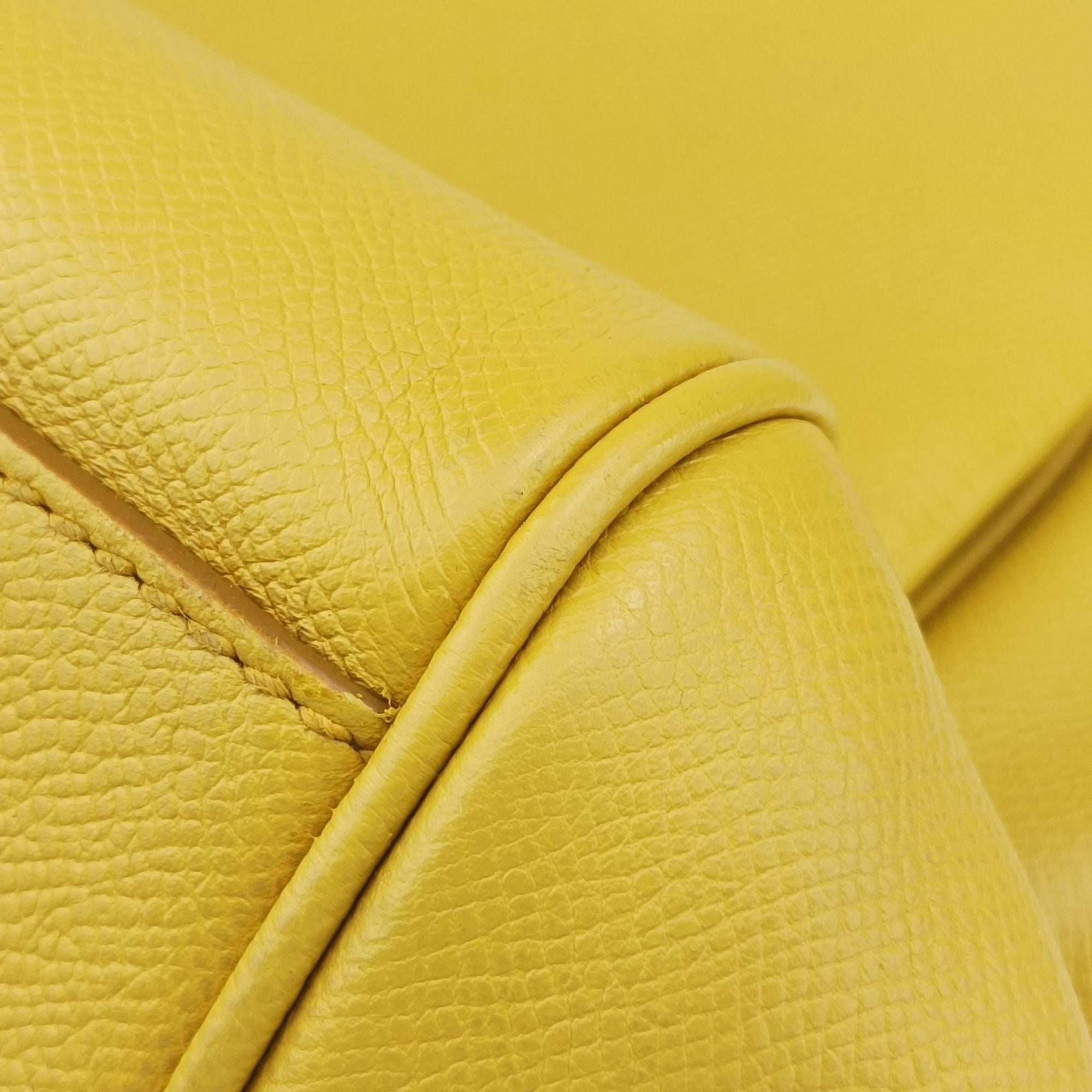 Pre-owned Dolce & Gabbana Sicily Yellow Leather  shoulderbag | stylenewstar