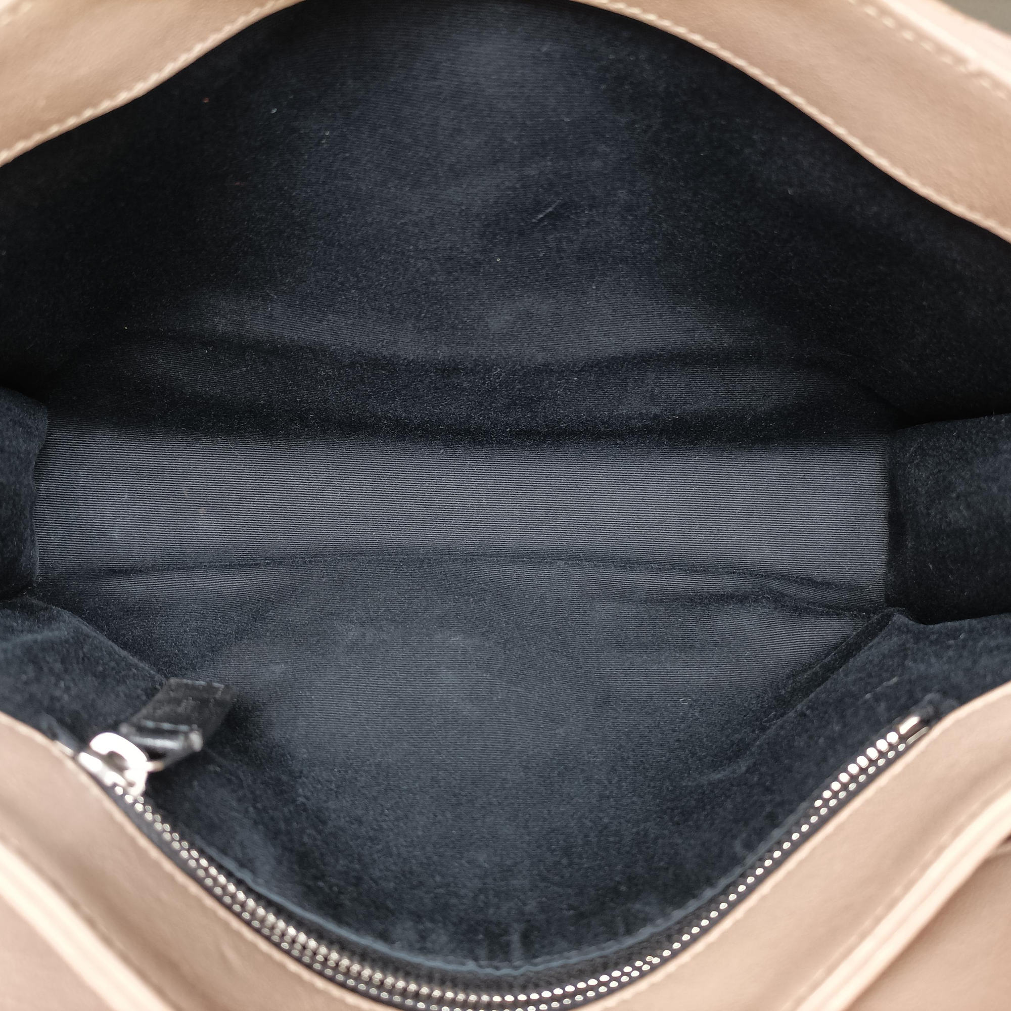 Pre-owned Yves Saint Laurent Paris Becky Camel Leather 579607 shoulderbag | stylenewstar