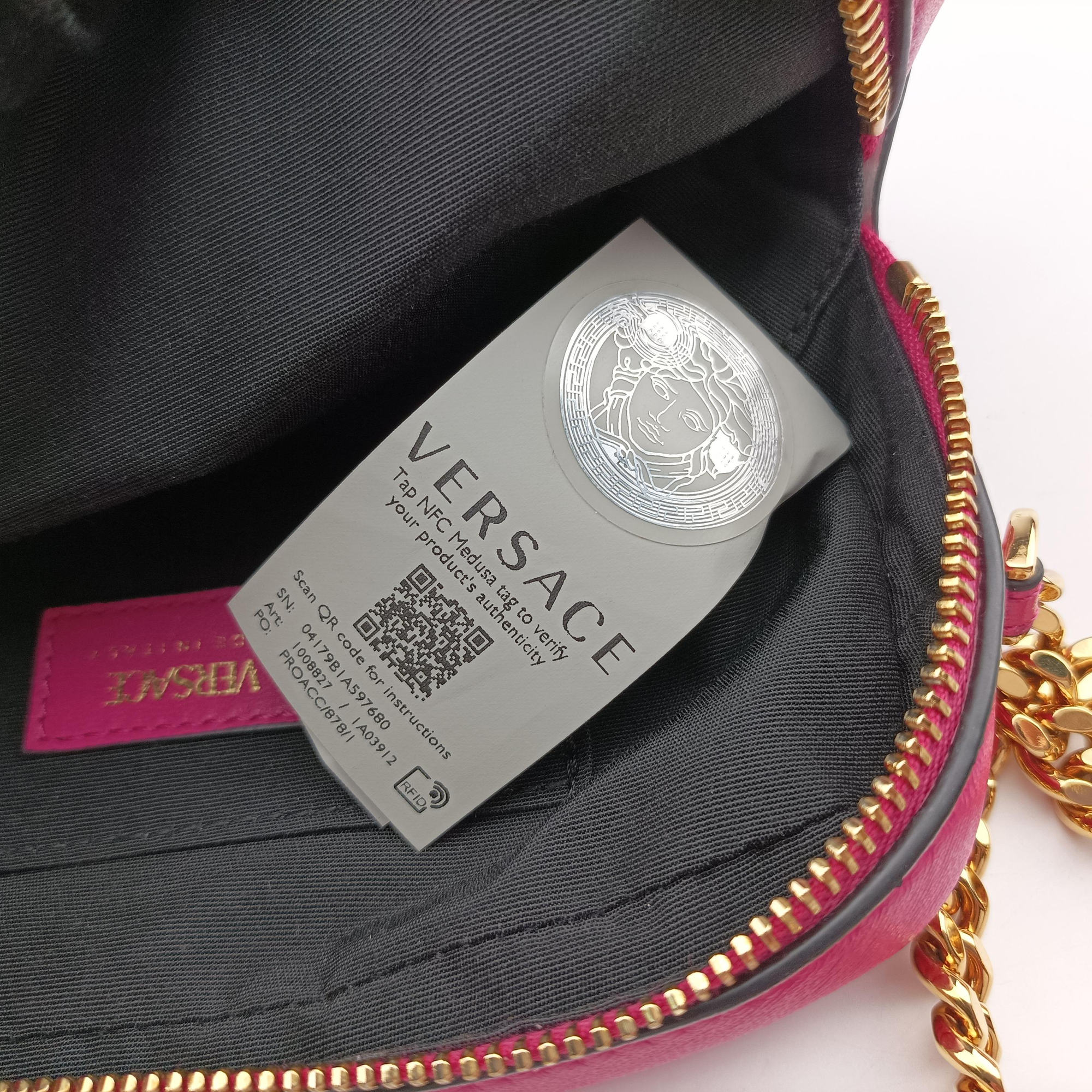 Pre-owned VERSACE La Medusa Camera Rose Leather  shoulderbag | stylenewstar