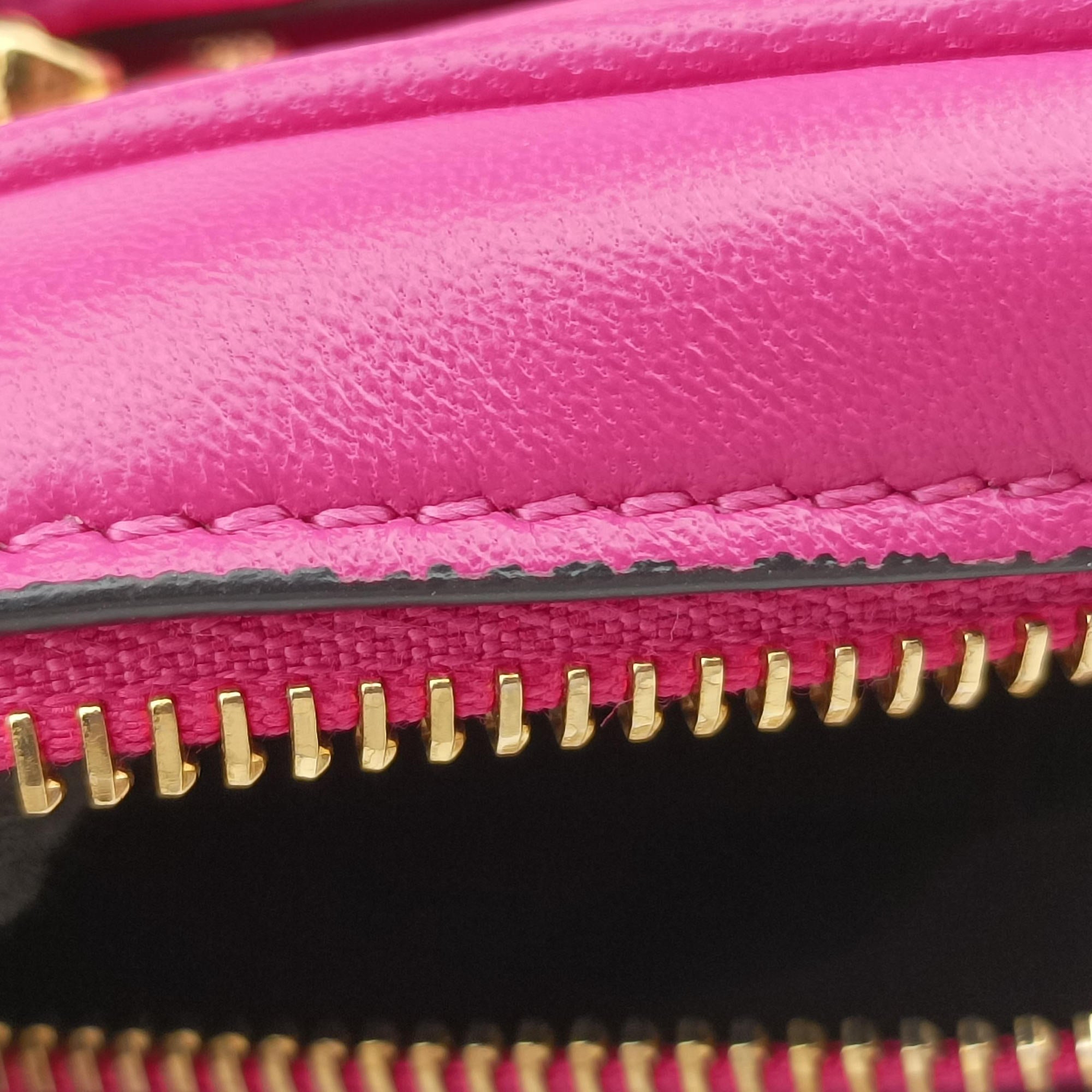 Pre-owned VERSACE La Medusa Camera Rose Leather  shoulderbag | stylenewstar