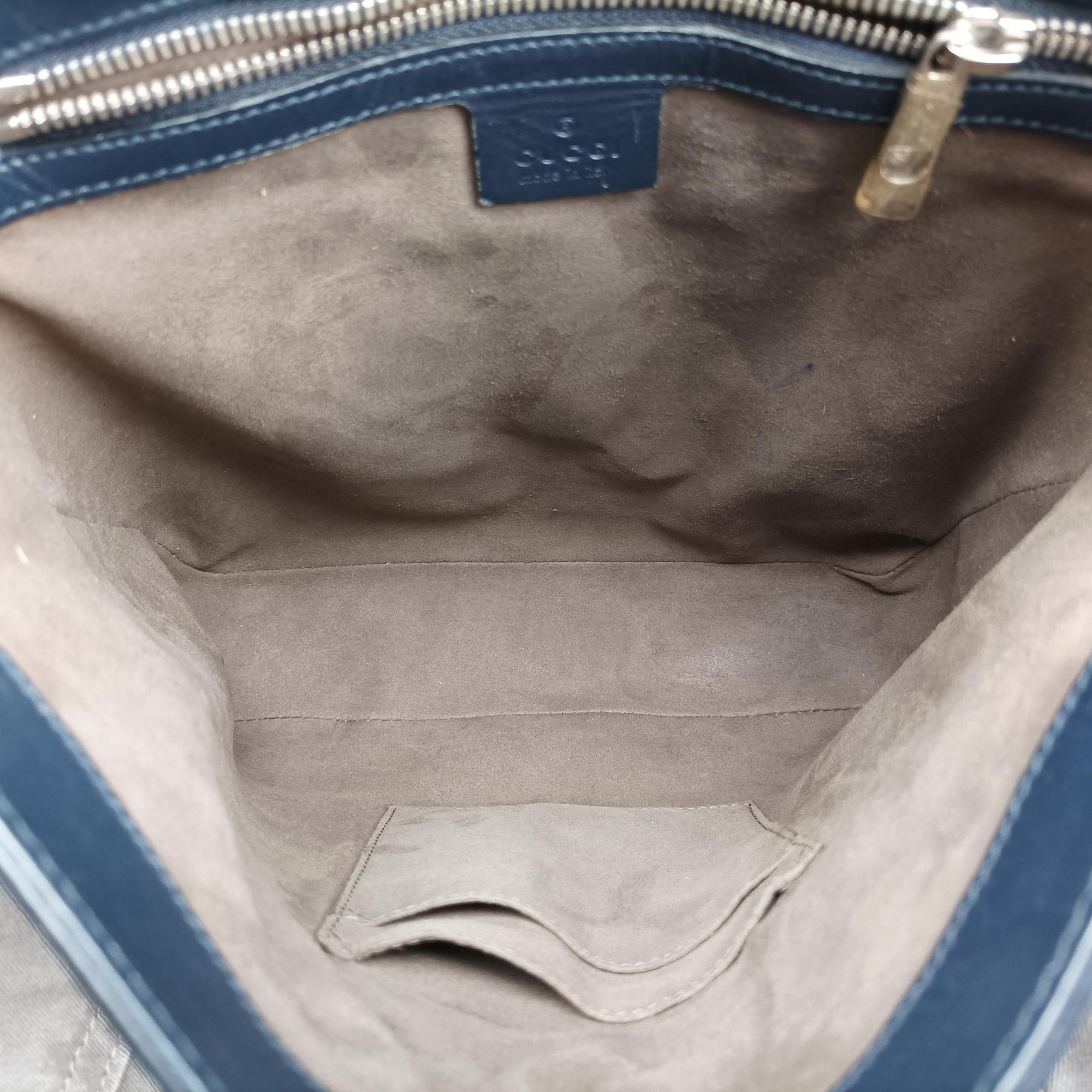 Pre-owned Gucci GG Plus GG Supreme Navy Leather 406368 shoulderbag | stylenewstar