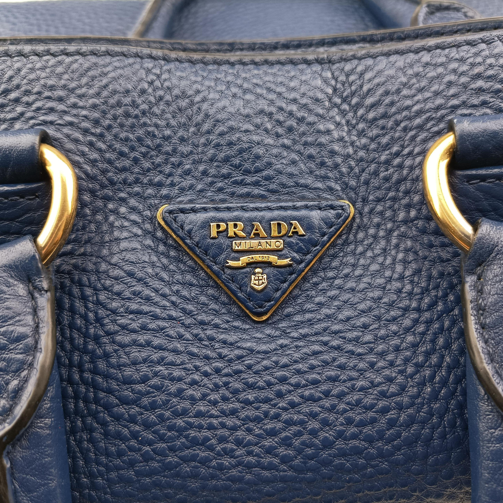 Pre-owned Prada Vitello Phoenix Blue Leather BN1713 handbag | stylenewstar