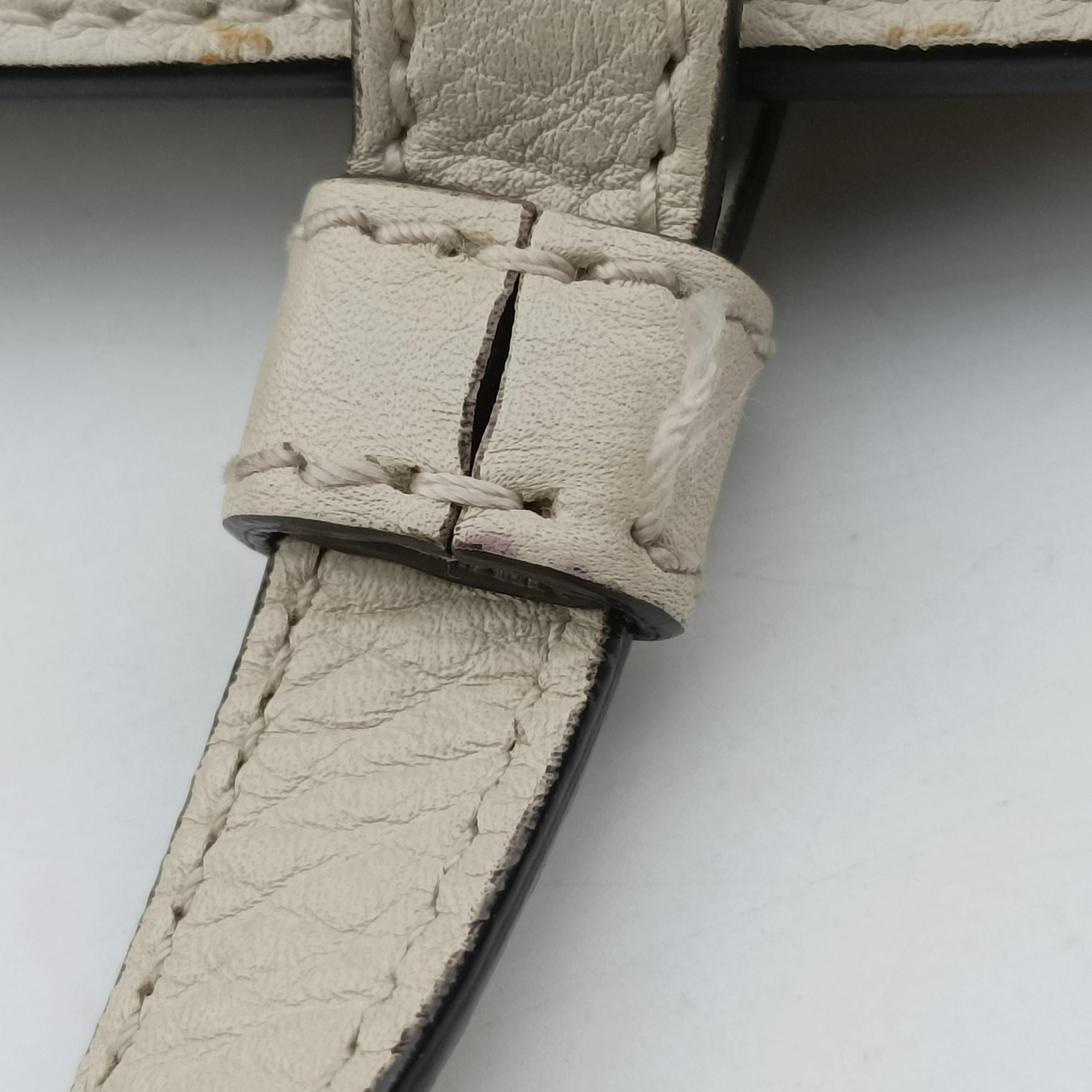 Pre-owned Gucci Bamboo Daily White Leather 370831 shoulderbag | stylenewstar