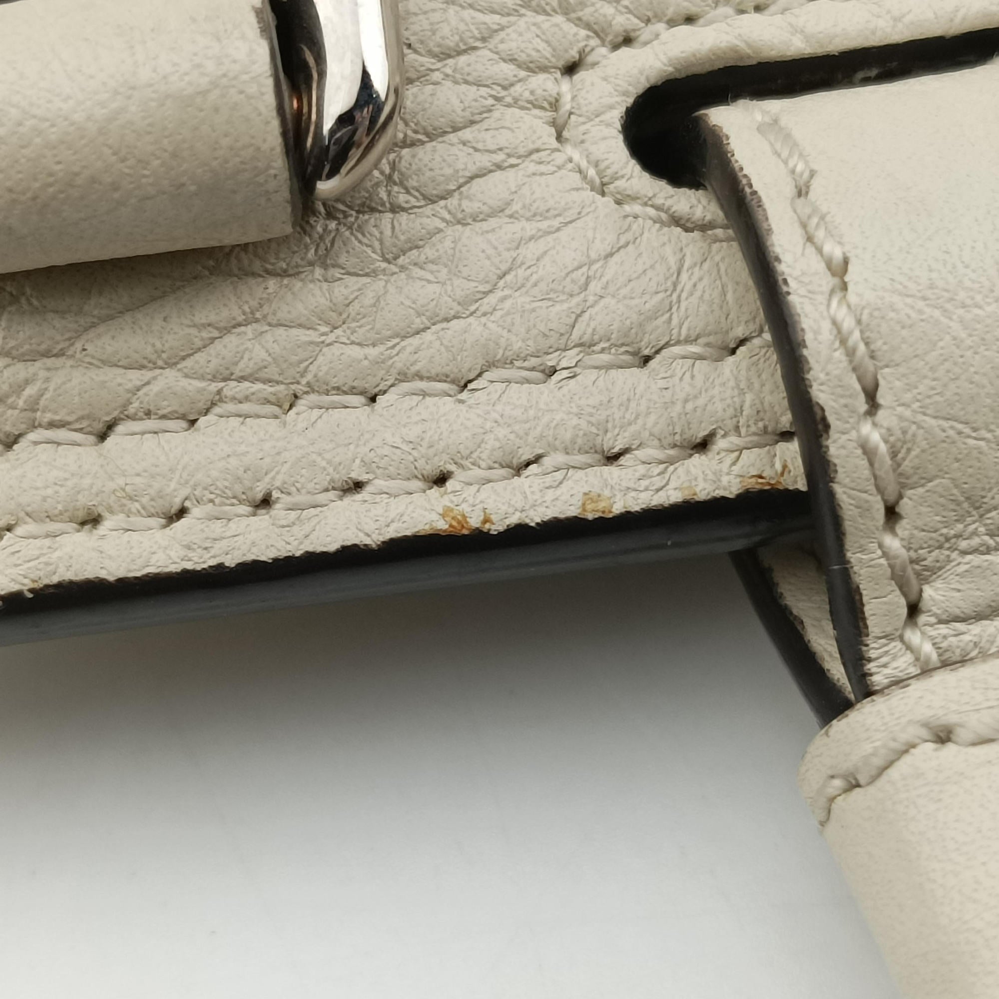 Pre-owned Gucci Bamboo Daily White Leather 370831 shoulderbag | stylenewstar
