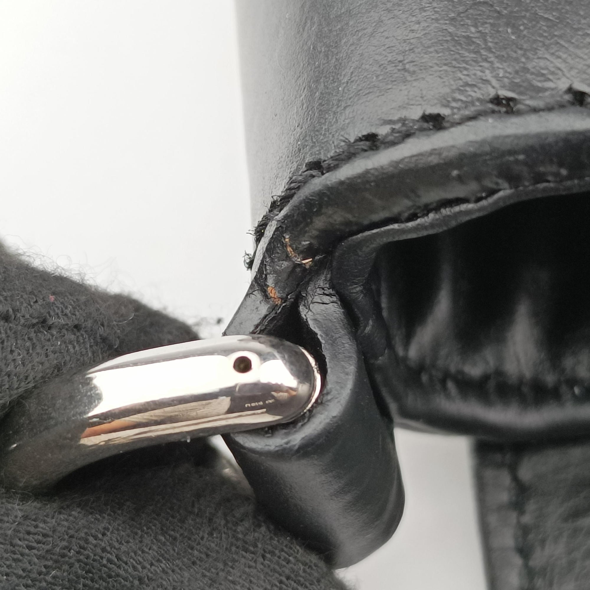 Pre-owned Gucci Ribot Horse head Black Leather 296882 shoulderbag | stylenewstar