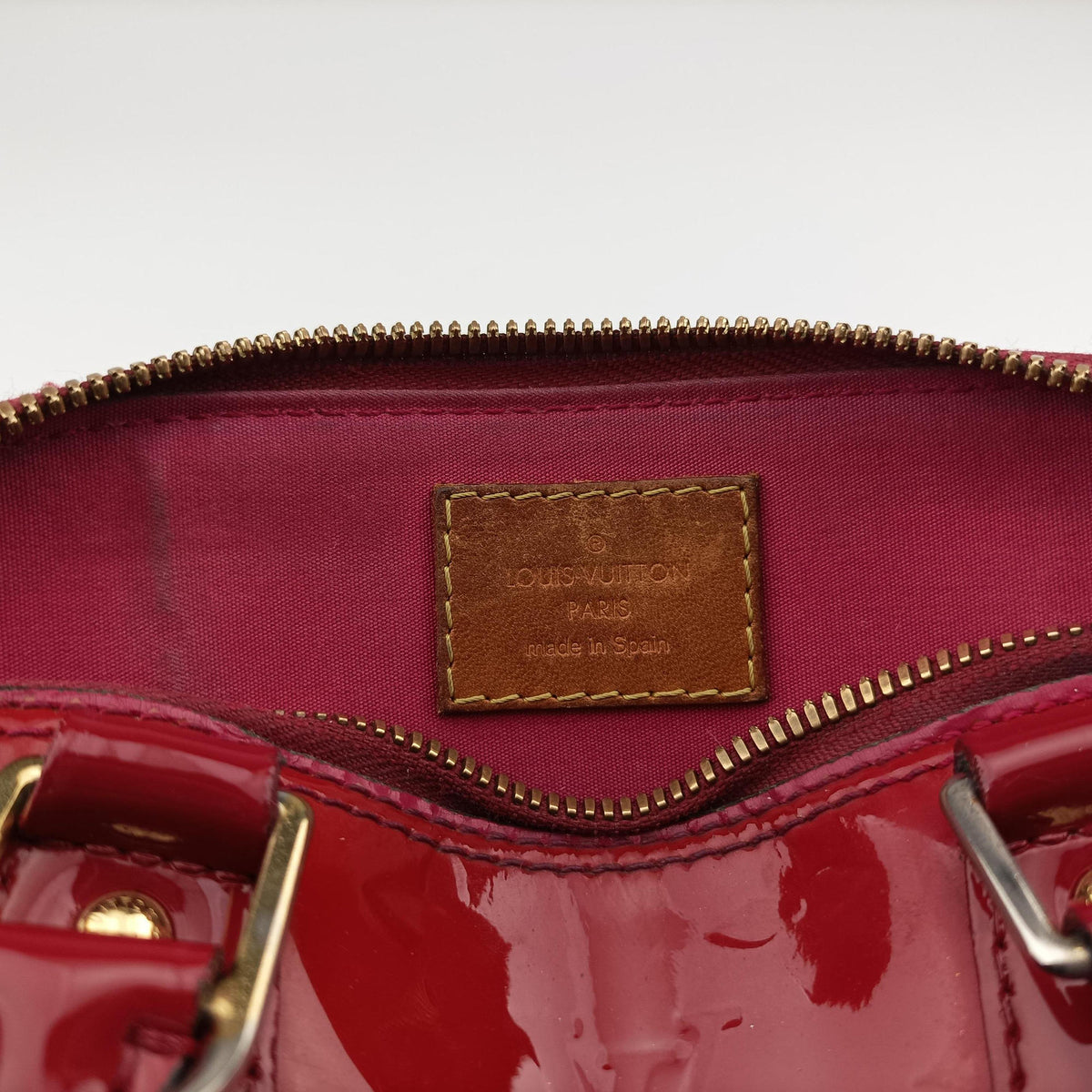 Secondhand Louis Vuitton Alma BB pomme d'amour Vernis M90174 shoulderbag | stylenewstar