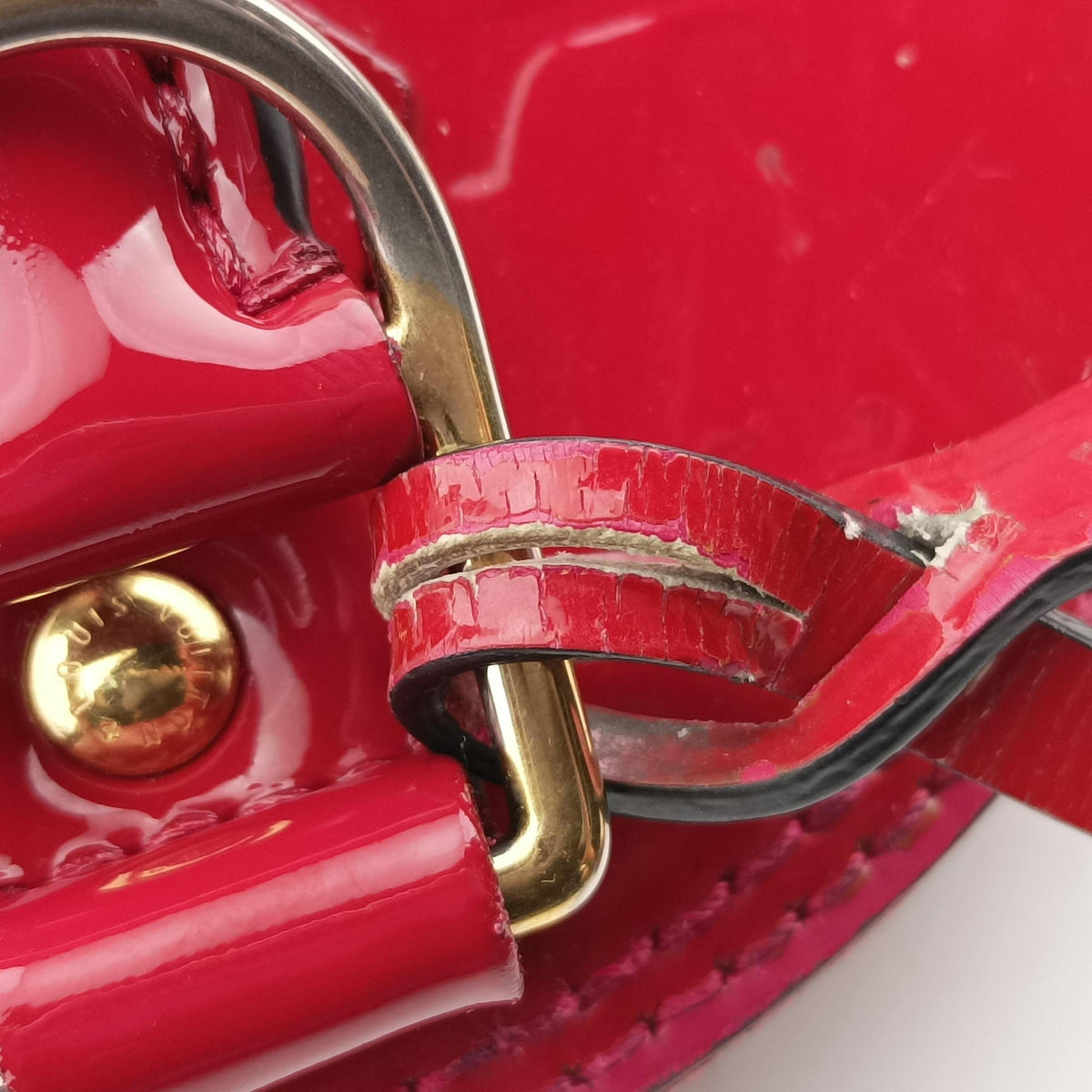 Secondhand Louis Vuitton Alma BB pomme d'amour Vernis M90174 shoulderbag | stylenewstar