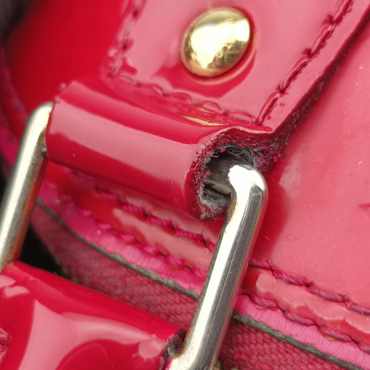 Secondhand Louis Vuitton Alma BB pomme d'amour Vernis M90174 shoulderbag | stylenewstar