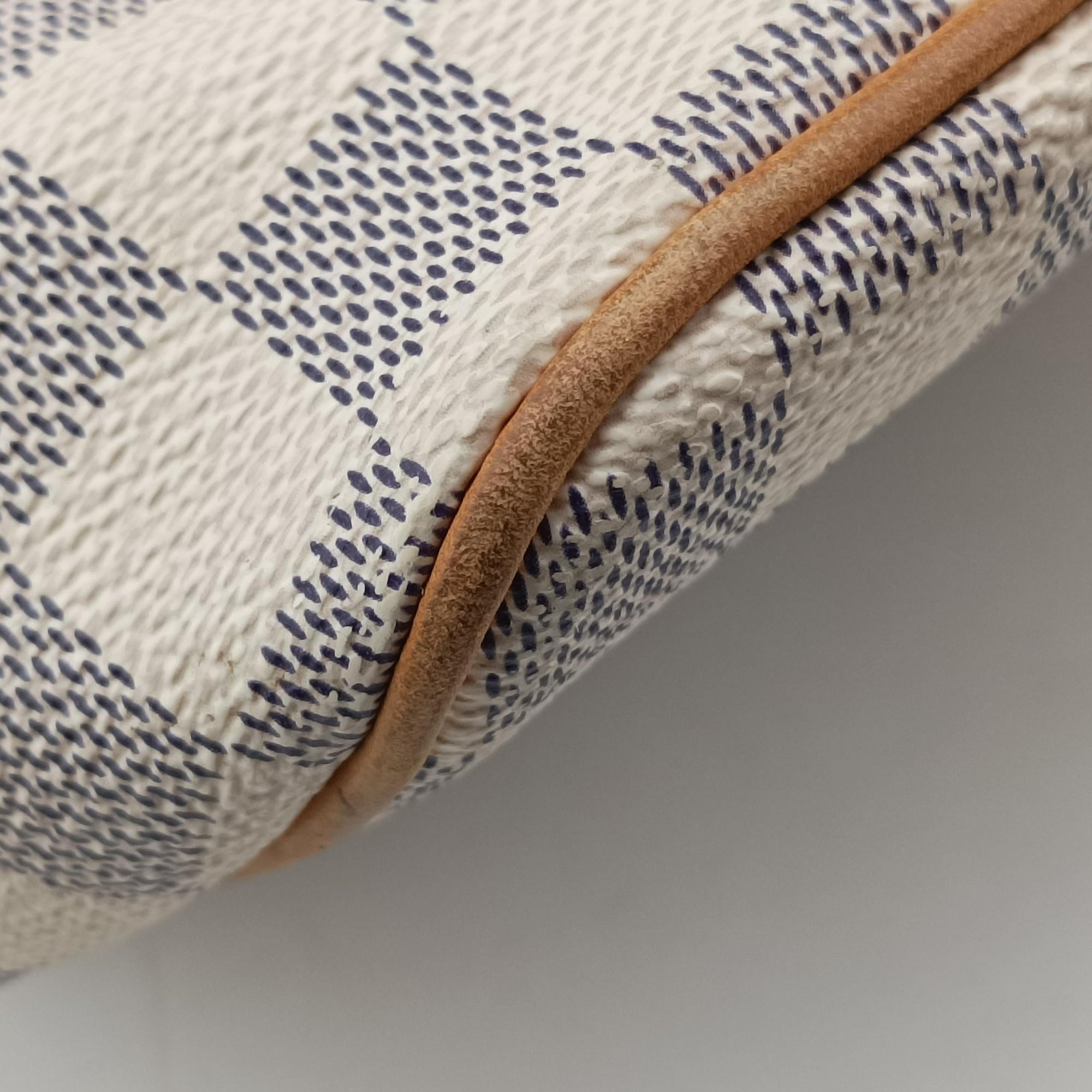 Secondhand Louis Vuitton SALEYA GM Azur Damier Canvas N51184 handbag | stylenewstar