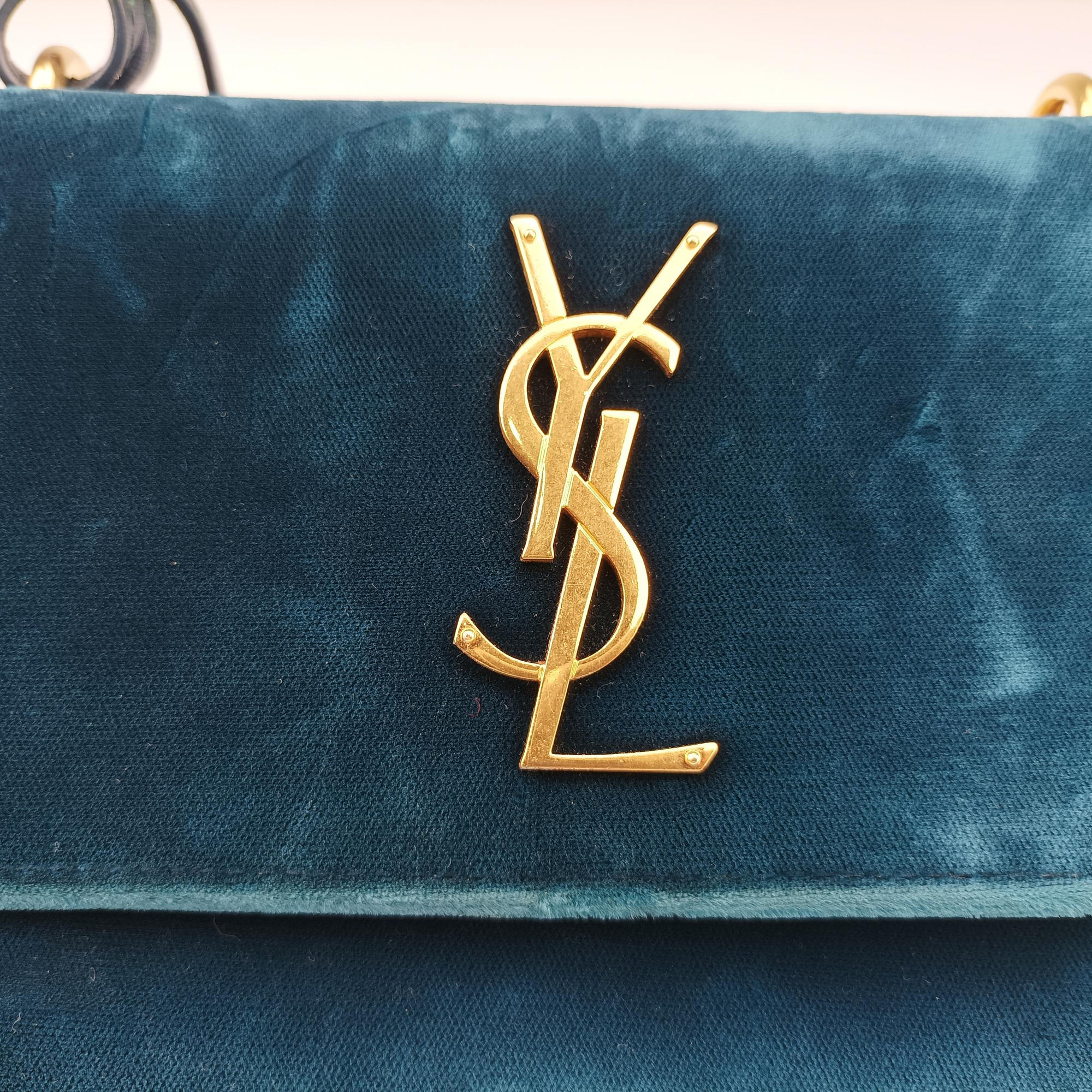 Pre-owned Yves Saint Laurent SUNSET Blue velour 441972 shoulderbag | stylenewstar