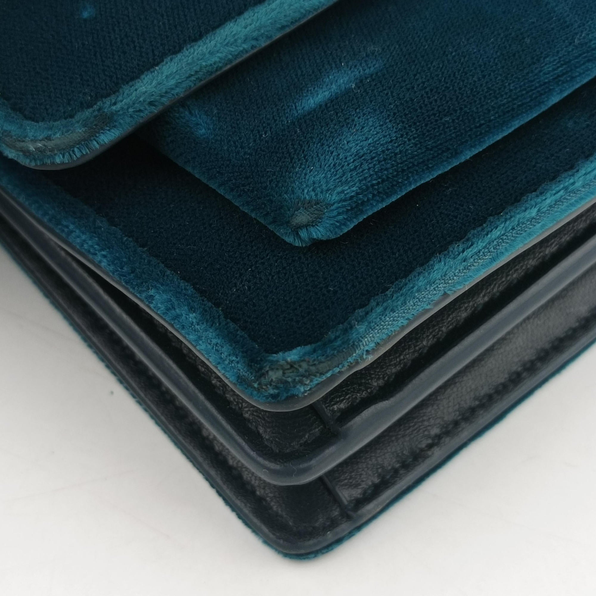 Pre-owned Yves Saint Laurent SUNSET Blue velour 441972 shoulderbag | stylenewstar