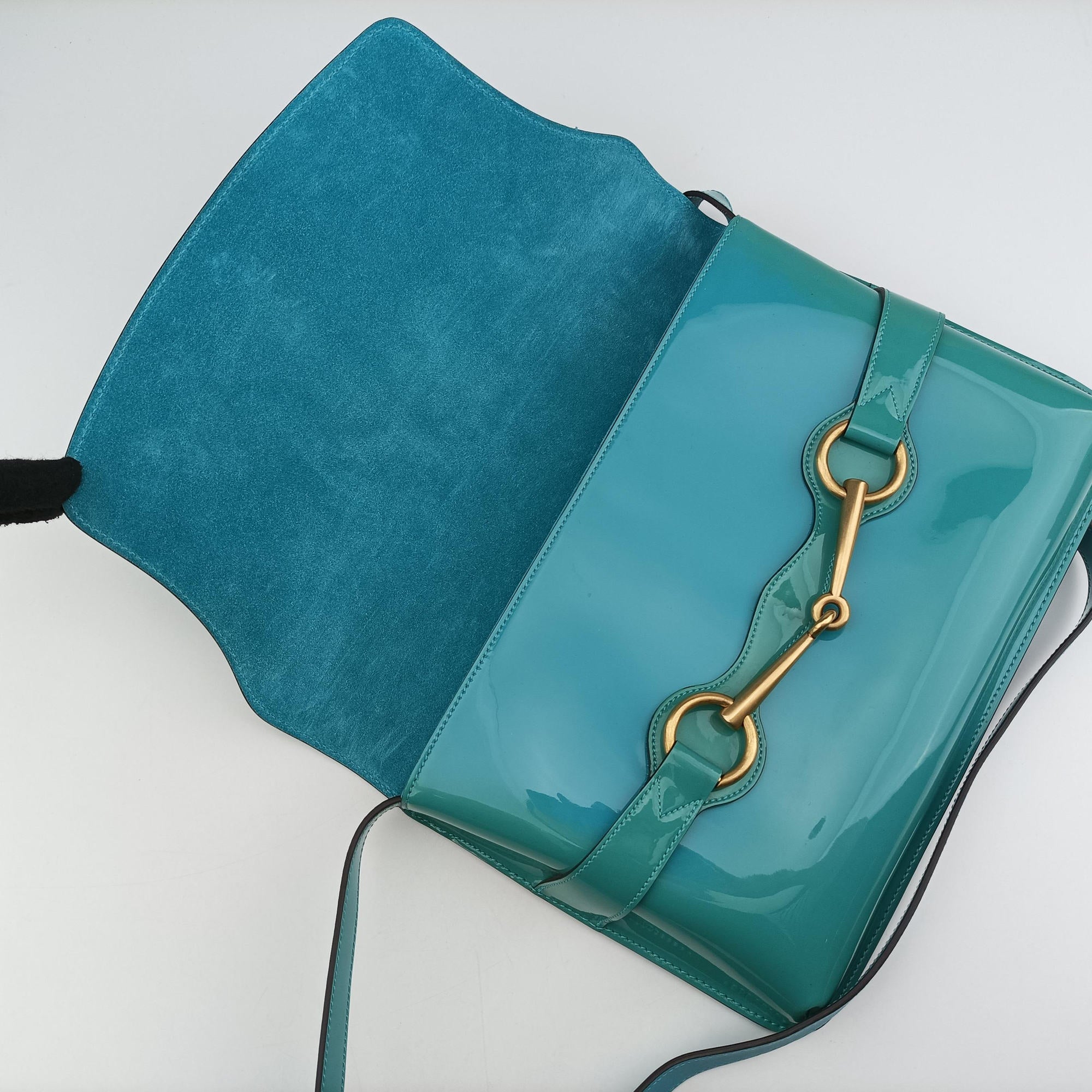 Vintage Gucci Bright Bit Blue Patent Leather 317633 shoulderbag | stylenewstar
