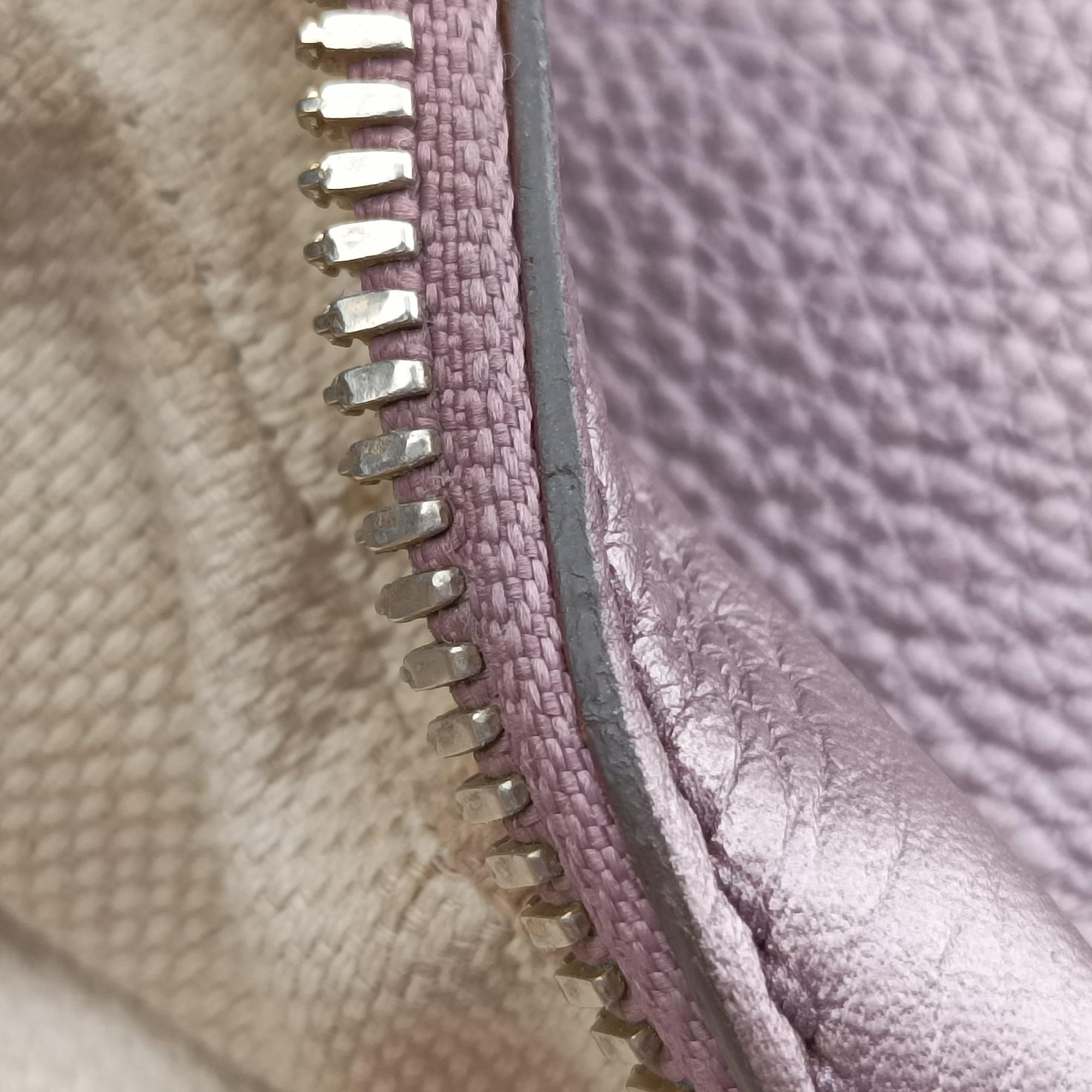Pre-owned Gucci Soho Purple Leather 308364 shoulderbag | stylenewstar