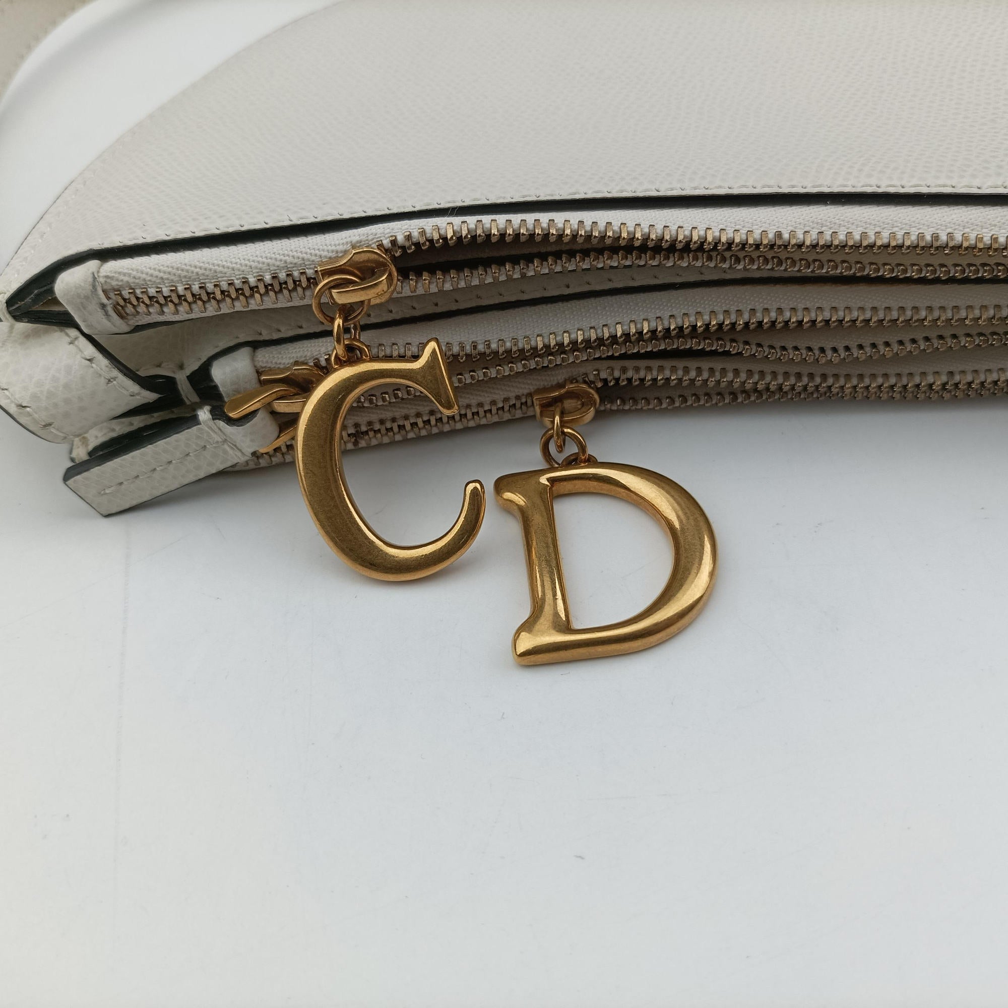 Pre-owned Christian Dior Saddle White Leather  shoulderbag | stylenewstar