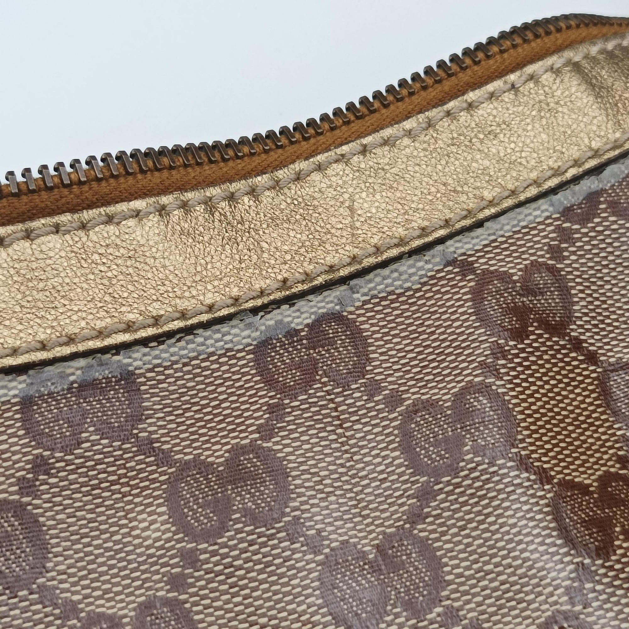 Pre-owned Gucci Babouska Heart Hobo khaki×golden PVC coated canvas 211965 shoulderbag | stylenewstar