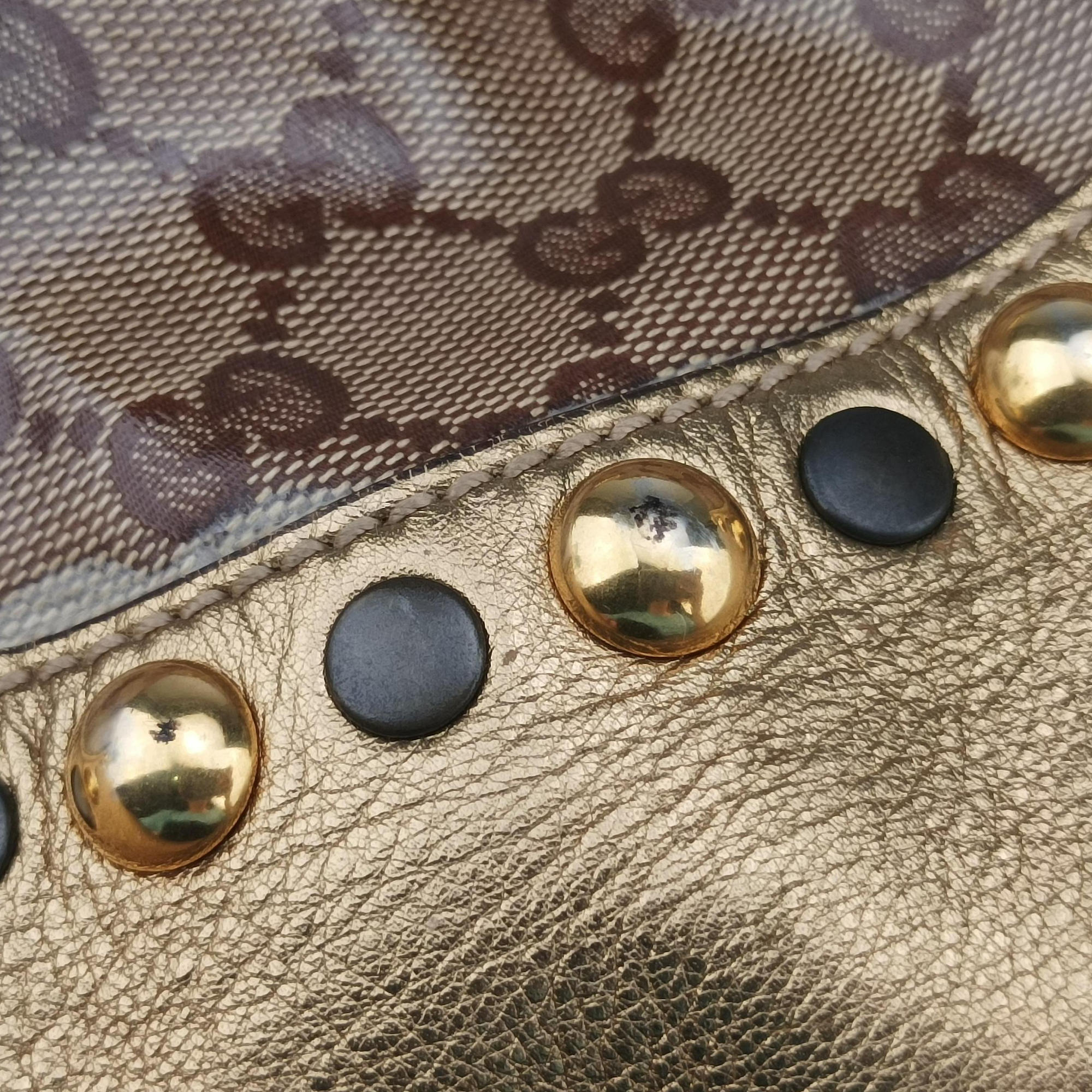 Pre-owned Gucci Babouska Heart Hobo khaki×golden PVC coated canvas 211965 shoulderbag | stylenewstar