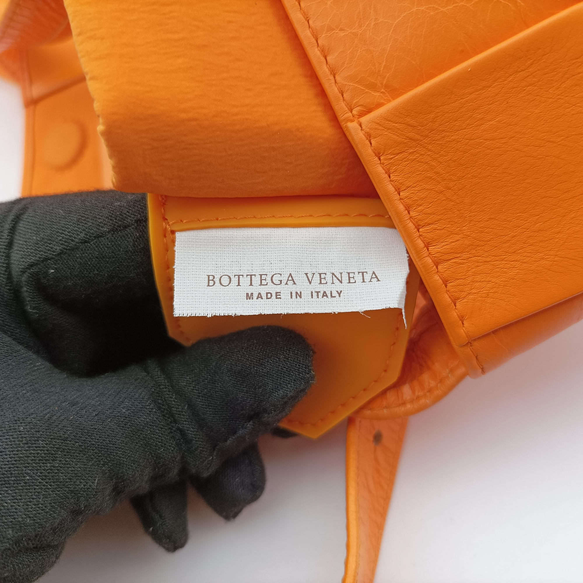Secondhand Bottega Veneta candy cassette Orange lambskin  shoulderbag | stylenewstar