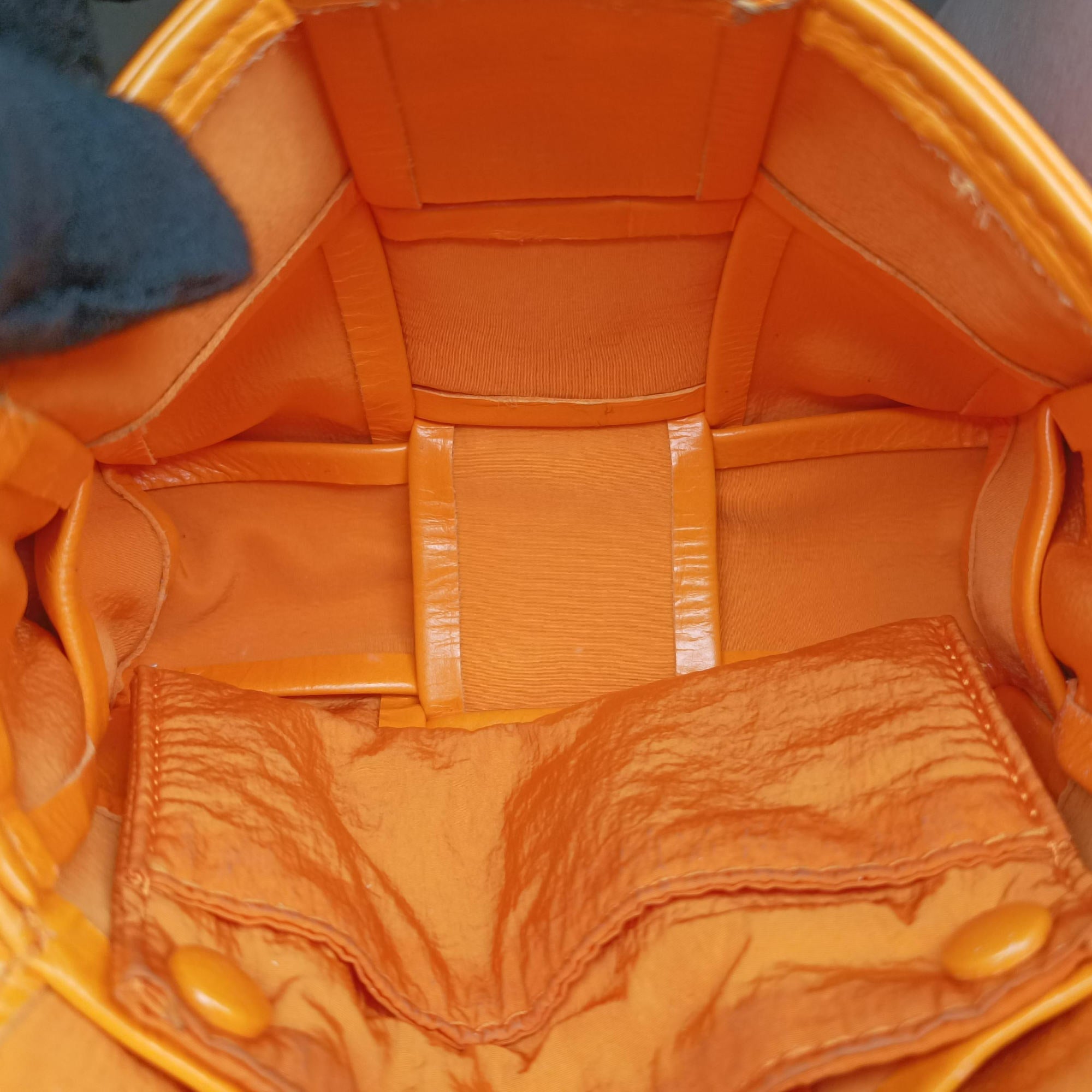 Secondhand Bottega Veneta candy cassette Orange lambskin  shoulderbag | stylenewstar
