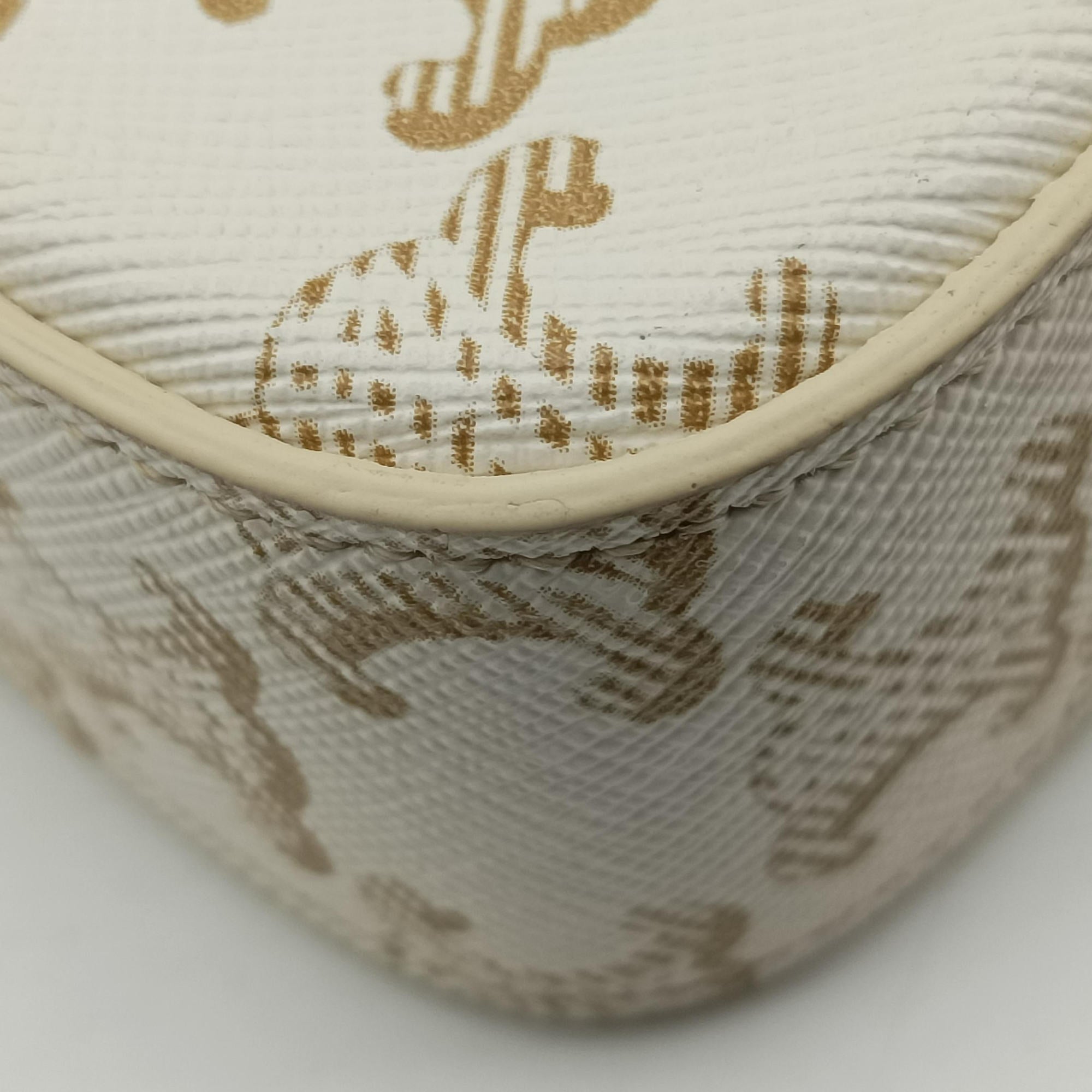 Pre-owned Celine Claude Triomphe White PVC coated canvas  shoulderbag | stylenewstar