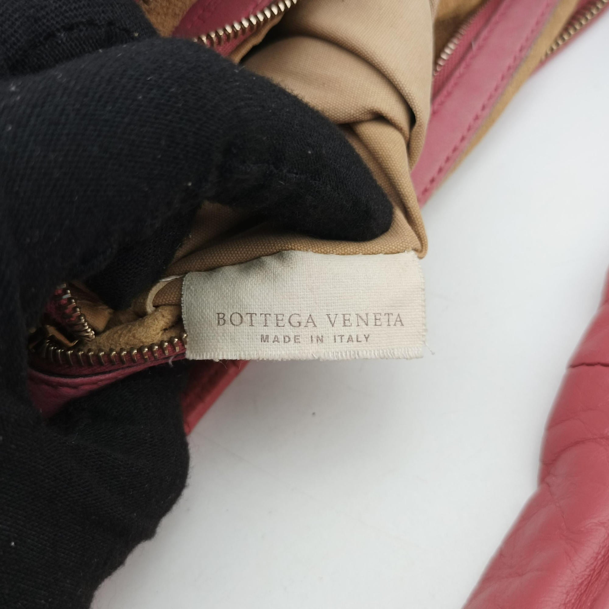 Pre-owned Bottega Veneta Intrecciato Pink lambskin  shoulderbag | stylenewstar