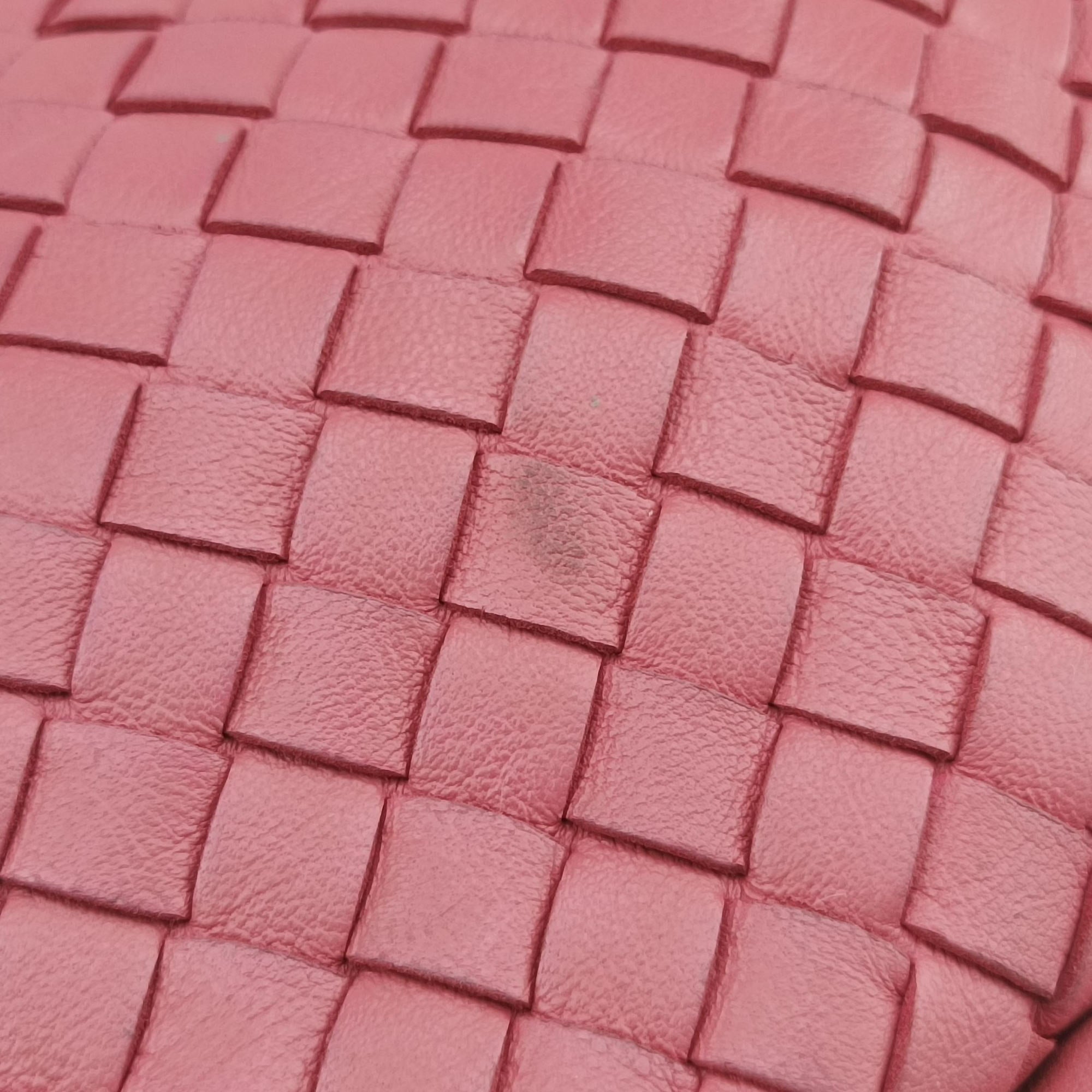 Pre-owned Bottega Veneta Intrecciato Pink lambskin  shoulderbag | stylenewstar