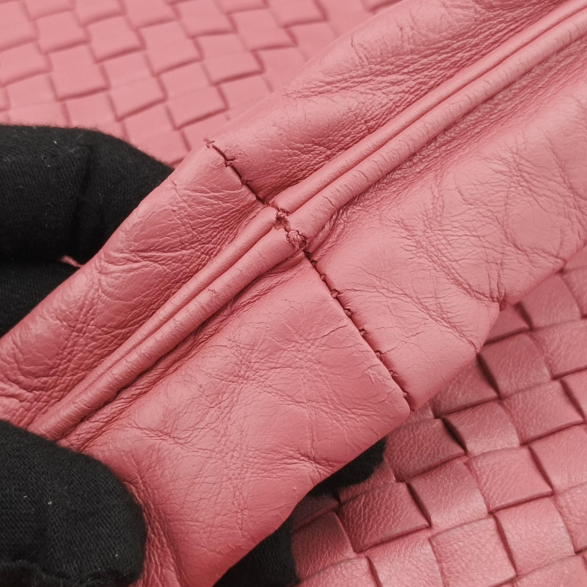 Pre-owned Bottega Veneta Intrecciato Pink lambskin  shoulderbag | stylenewstar