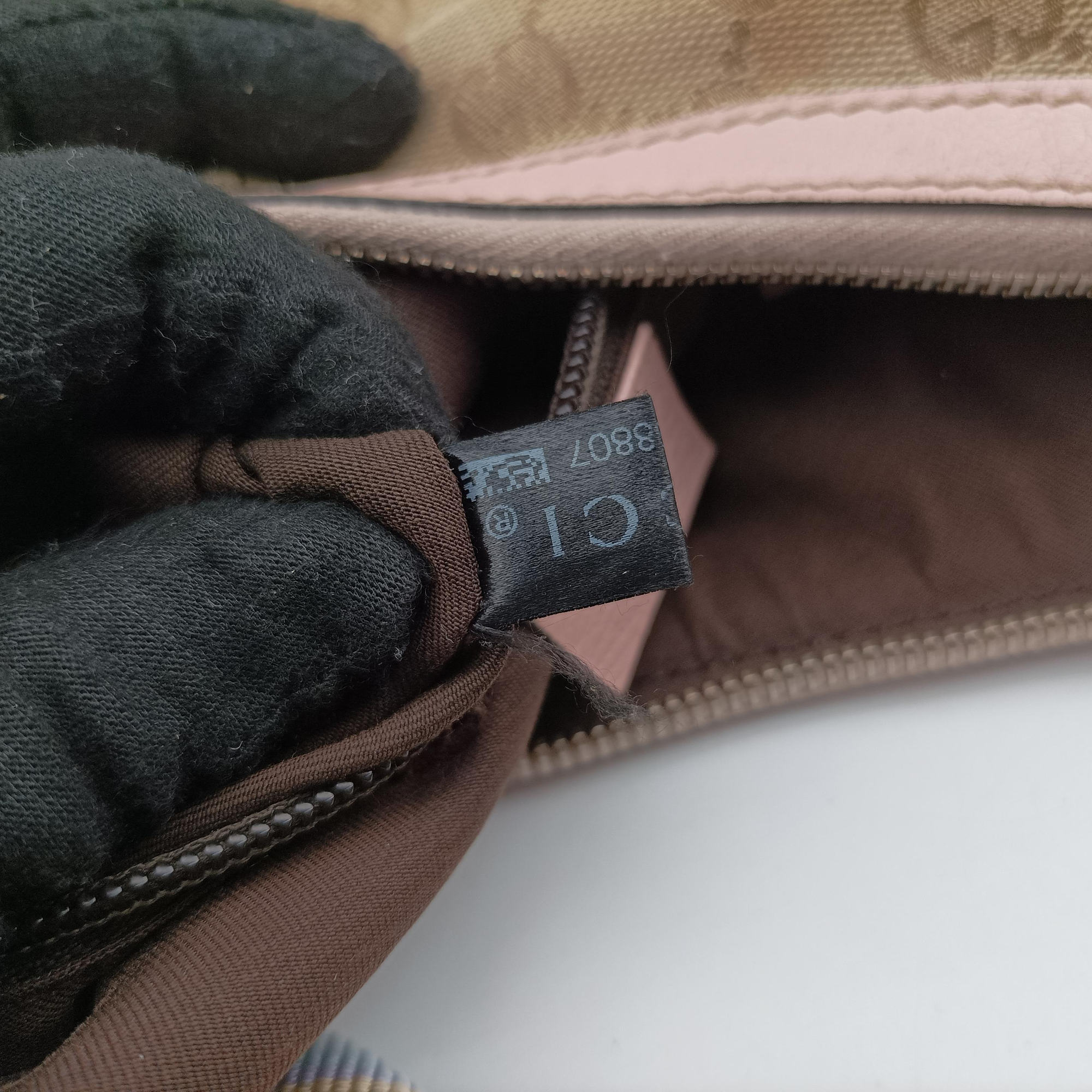 Pre-owned Gucci Sherry Line Beige canvas 181092 shoulderbag | stylenewstar