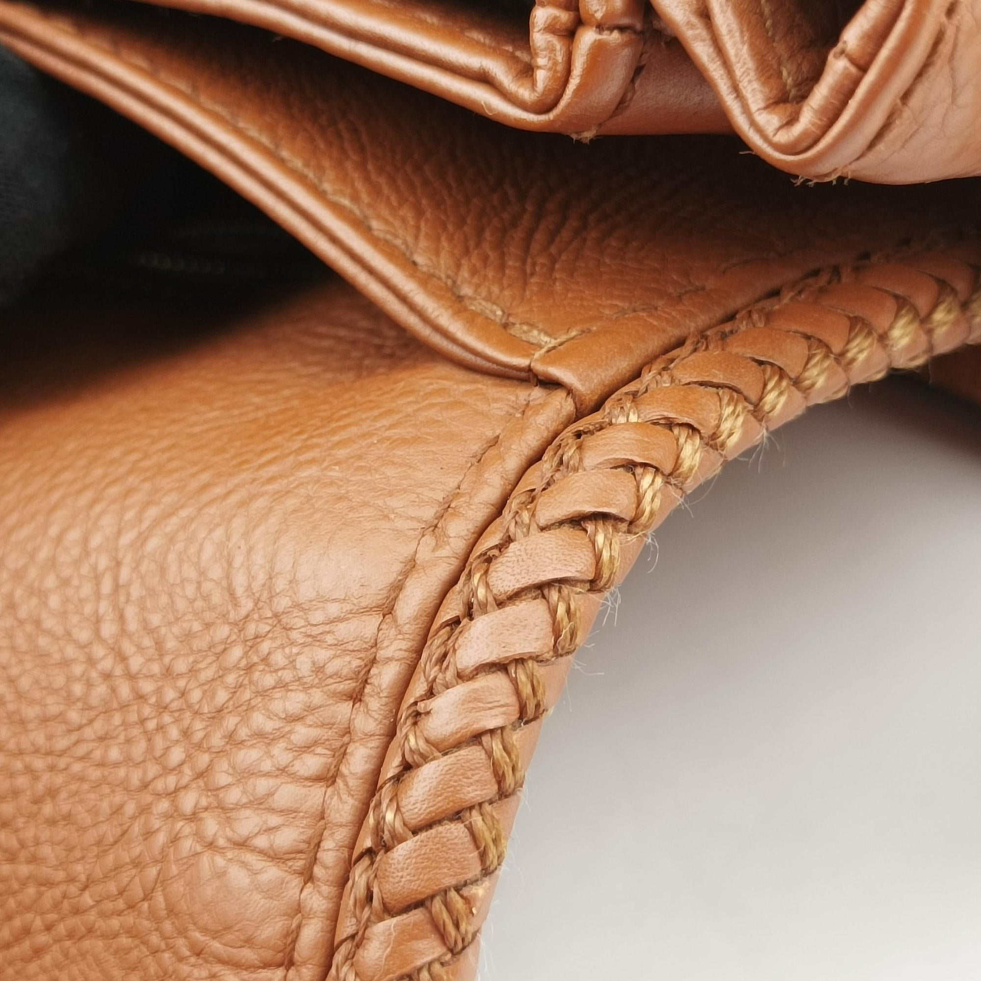 Pre-owned Gucci Marrakech Messenger Brown leather 257024 shoulderbag | stylenewstar