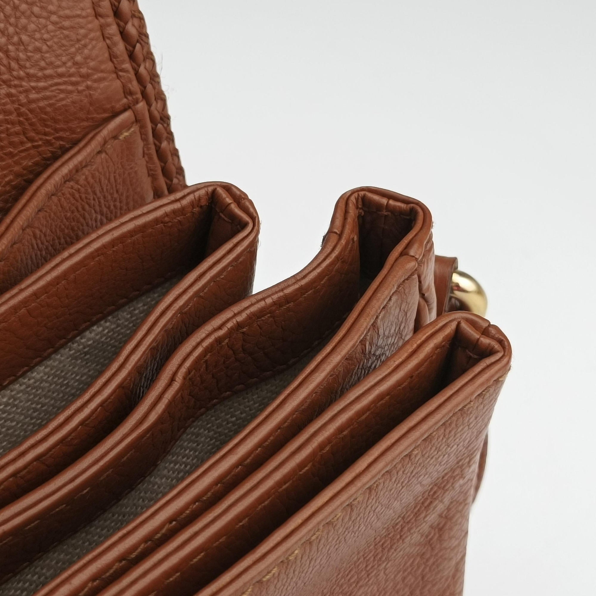 Pre-owned Gucci Marrakech Messenger Brown leather 257024 shoulderbag | stylenewstar
