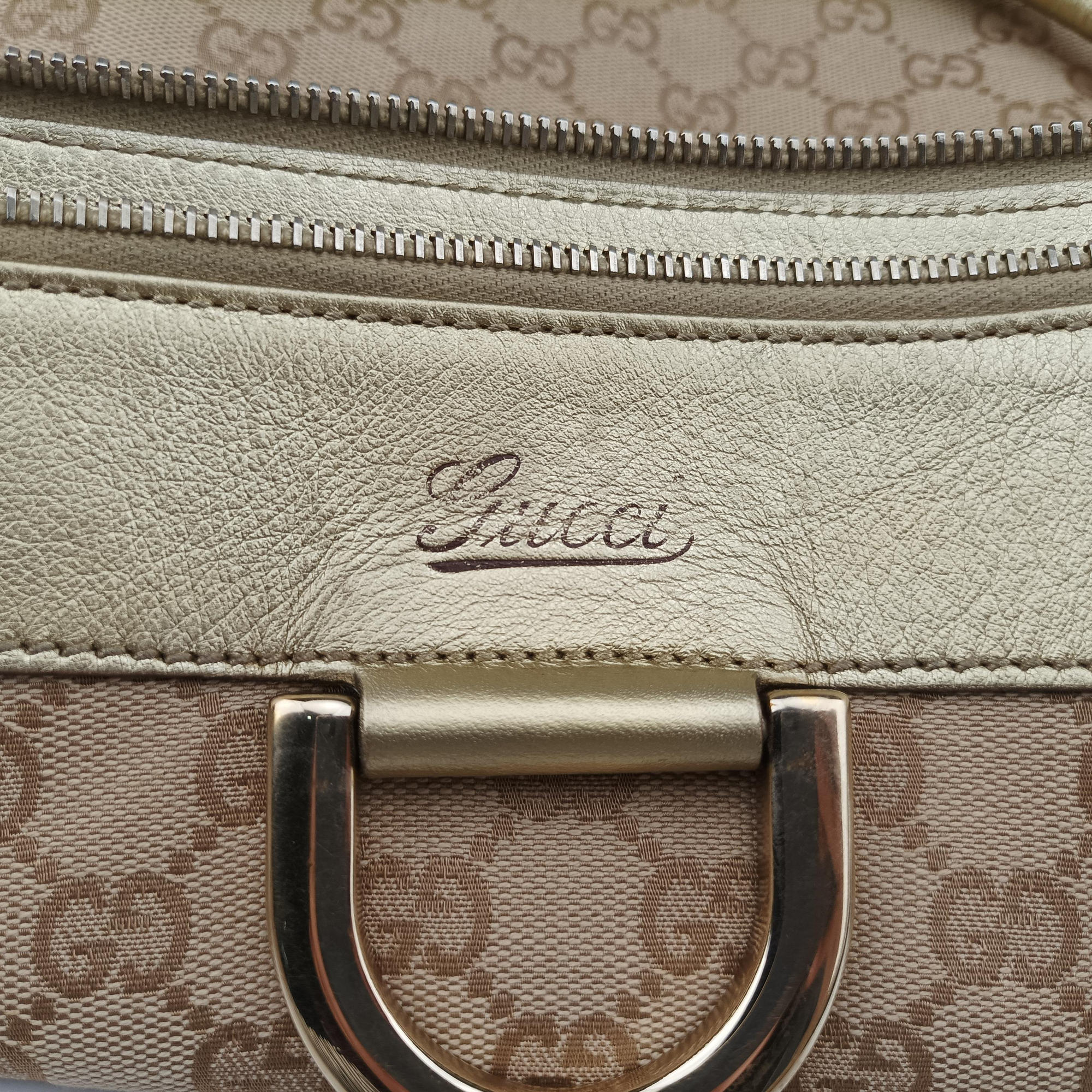 Pre-owned Gucci Abbey D-Ring Golden × Beige canvas×leather 190248 handbag | stylenewstar