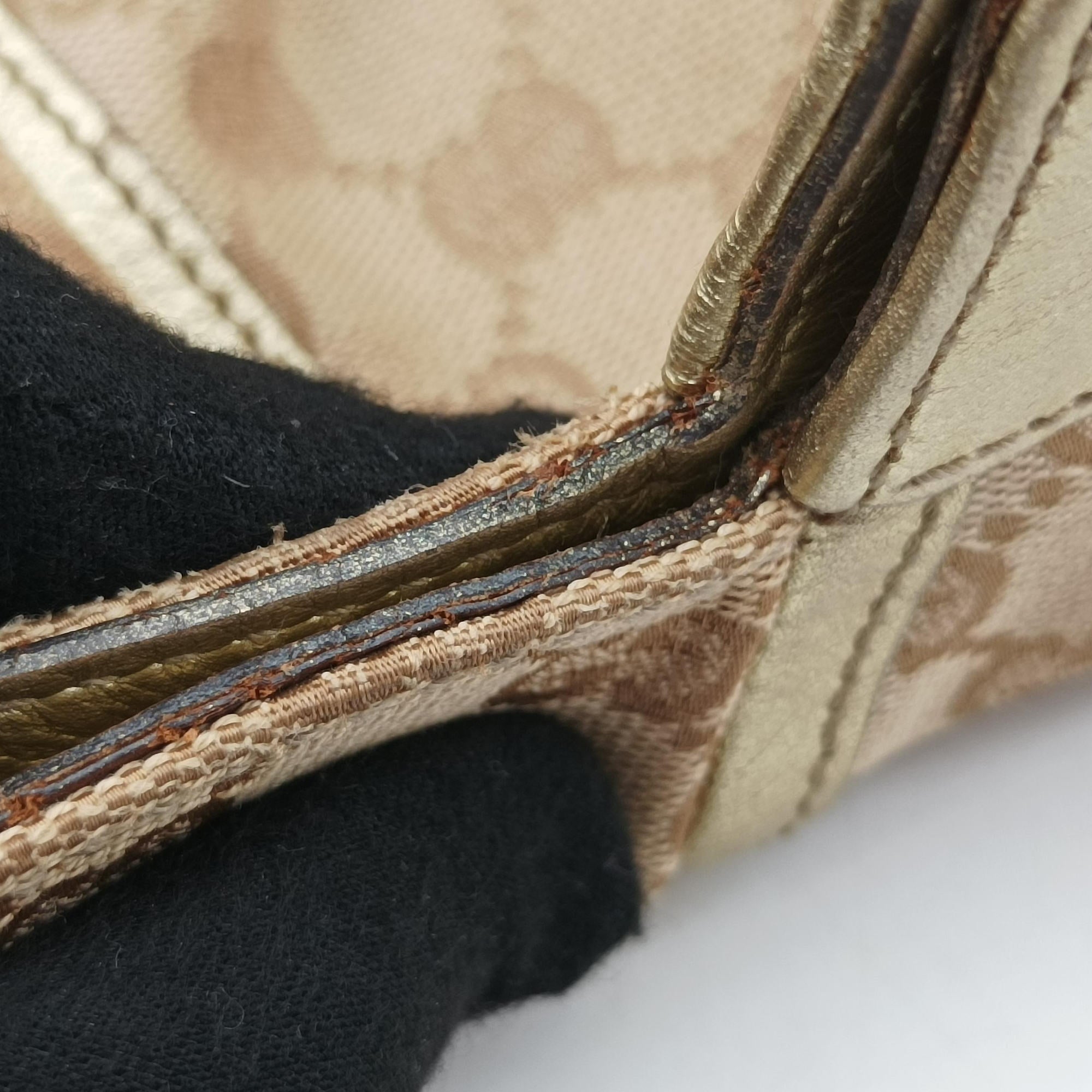 Pre-owned Gucci Abbey D-Ring Golden × Beige canvas×leather 190248 handbag | stylenewstar