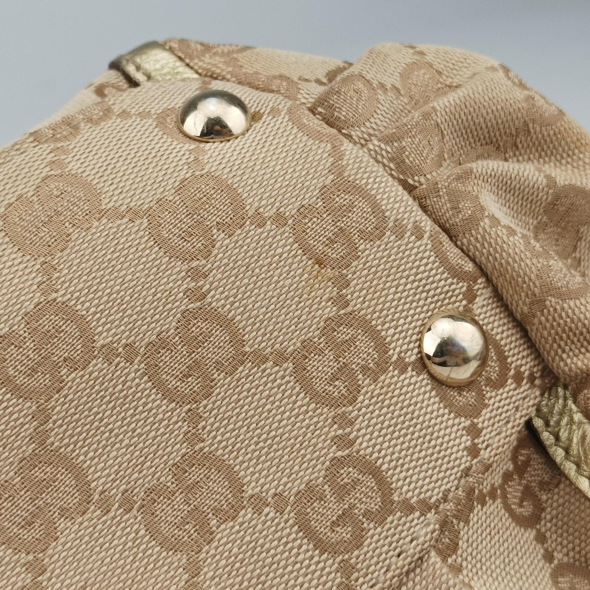 Pre-owned Gucci Abbey D-Ring Golden × Beige canvas×leather 190248 handbag | stylenewstar