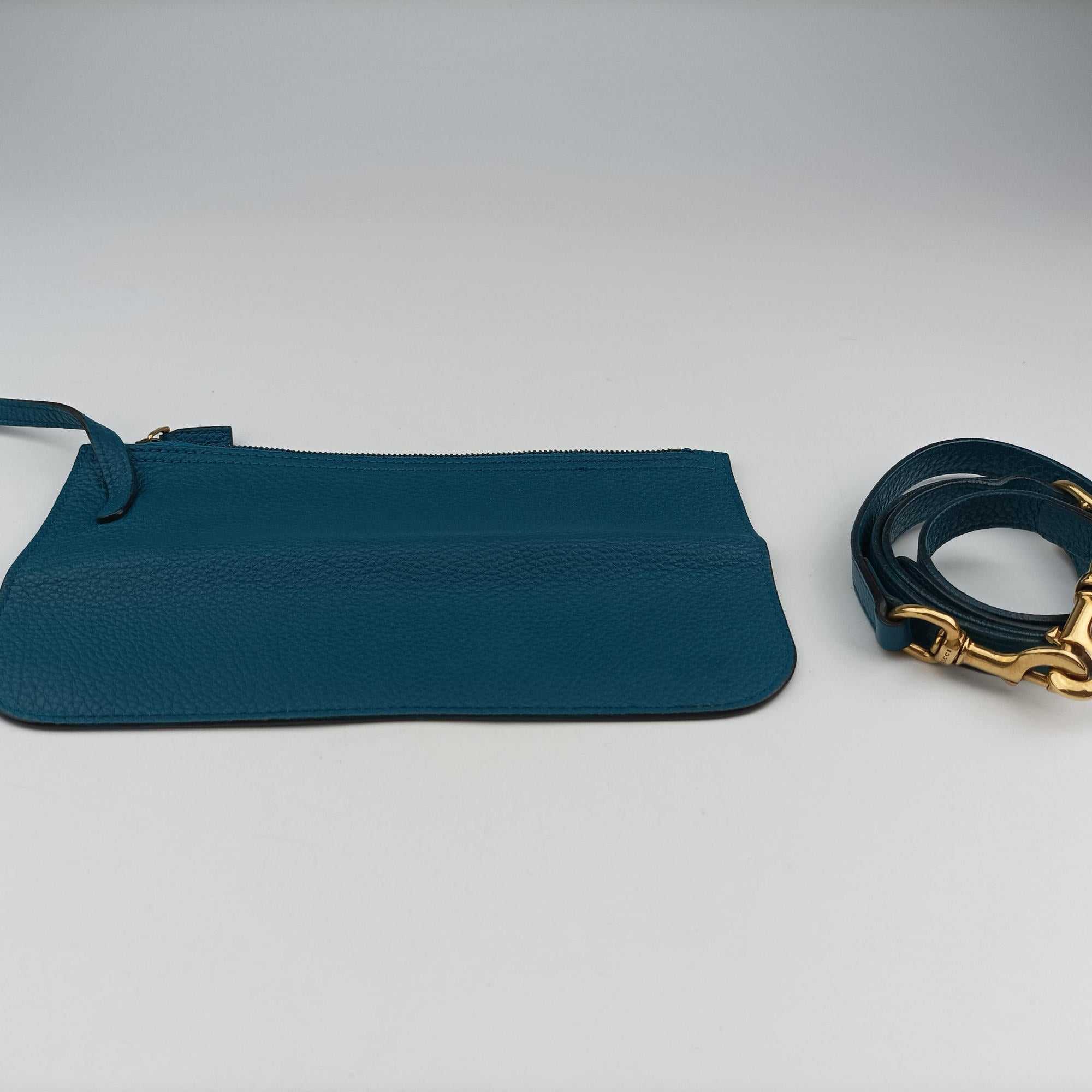 Secondhand Gucci Bright Bit Blue Leather 353117 shoulderbag | stylenewstar