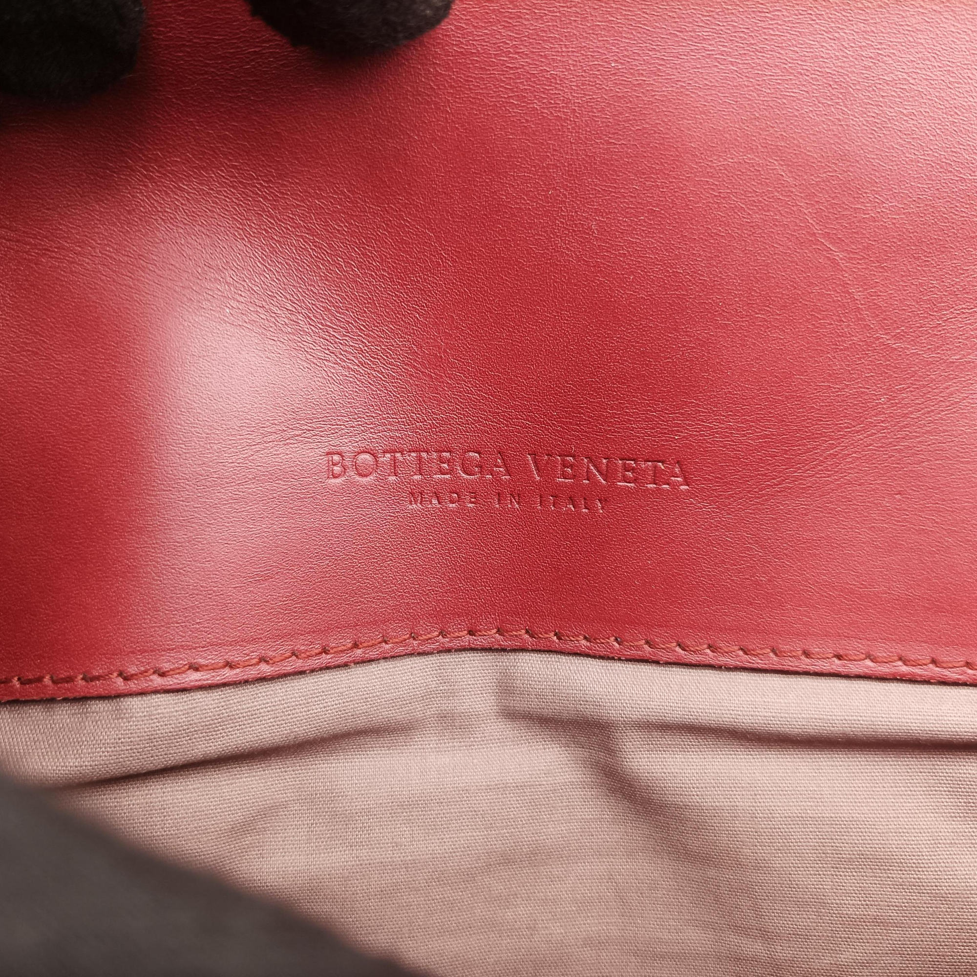 Vintage Bottega Veneta Intrecciato Red lambskin  handbag | stylenewstar