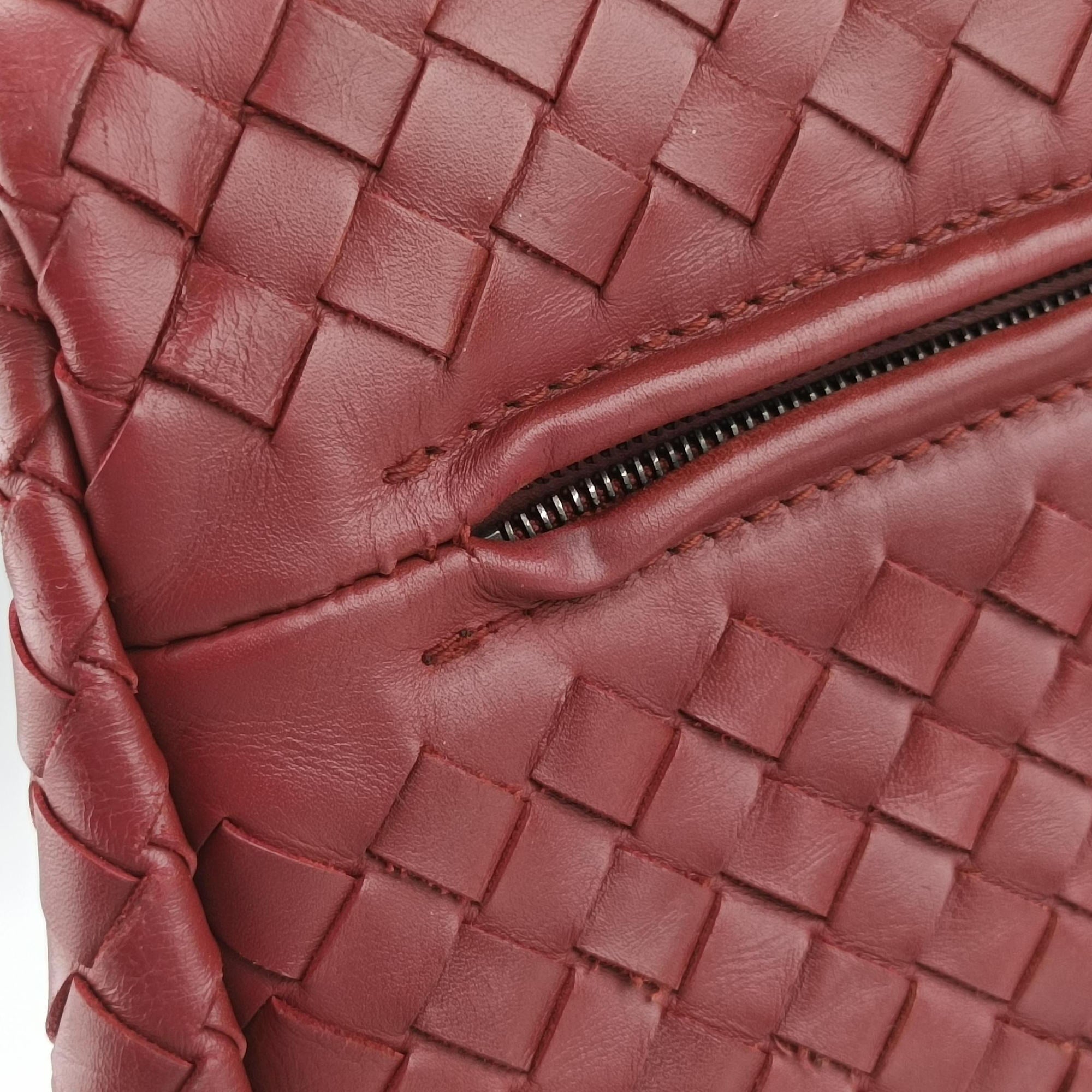 Vintage Bottega Veneta Intrecciato Red lambskin  handbag | stylenewstar
