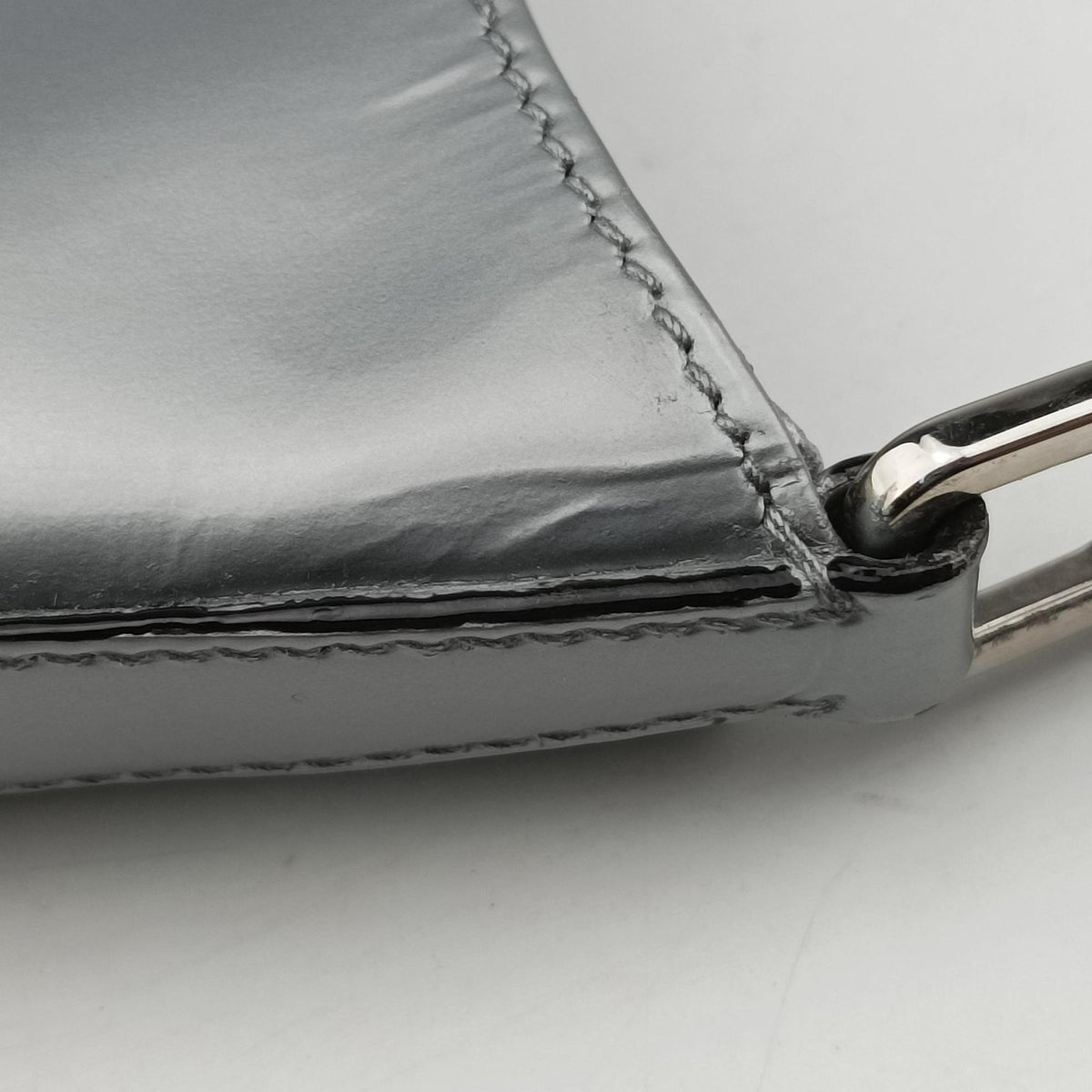 Pre-owned Prada Cleo Silver Enamel 1BC499 shoulderbag | stylenewstar