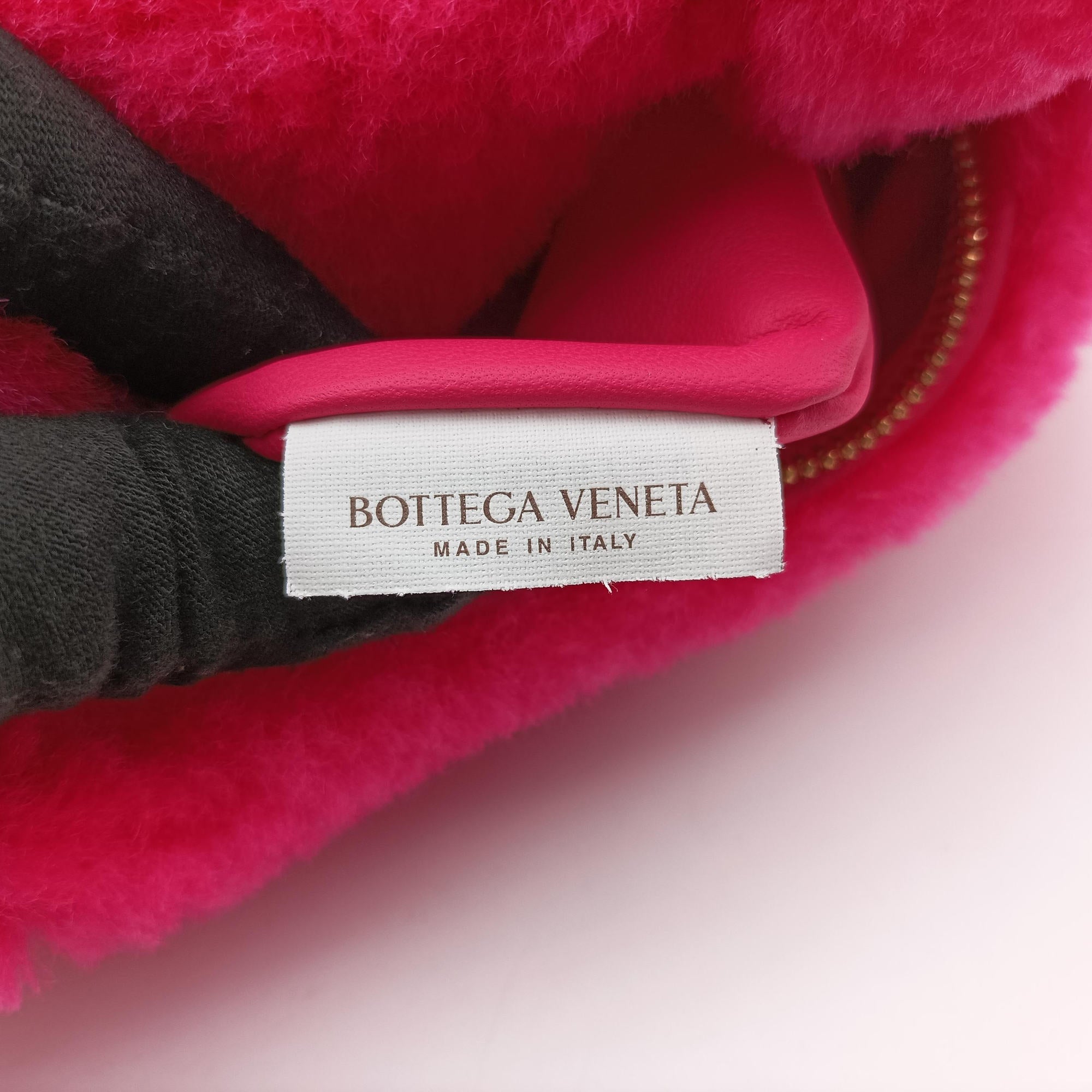 Pre-owned Bottega Veneta The Jodie Rose Fur  handbag | stylenewstar
