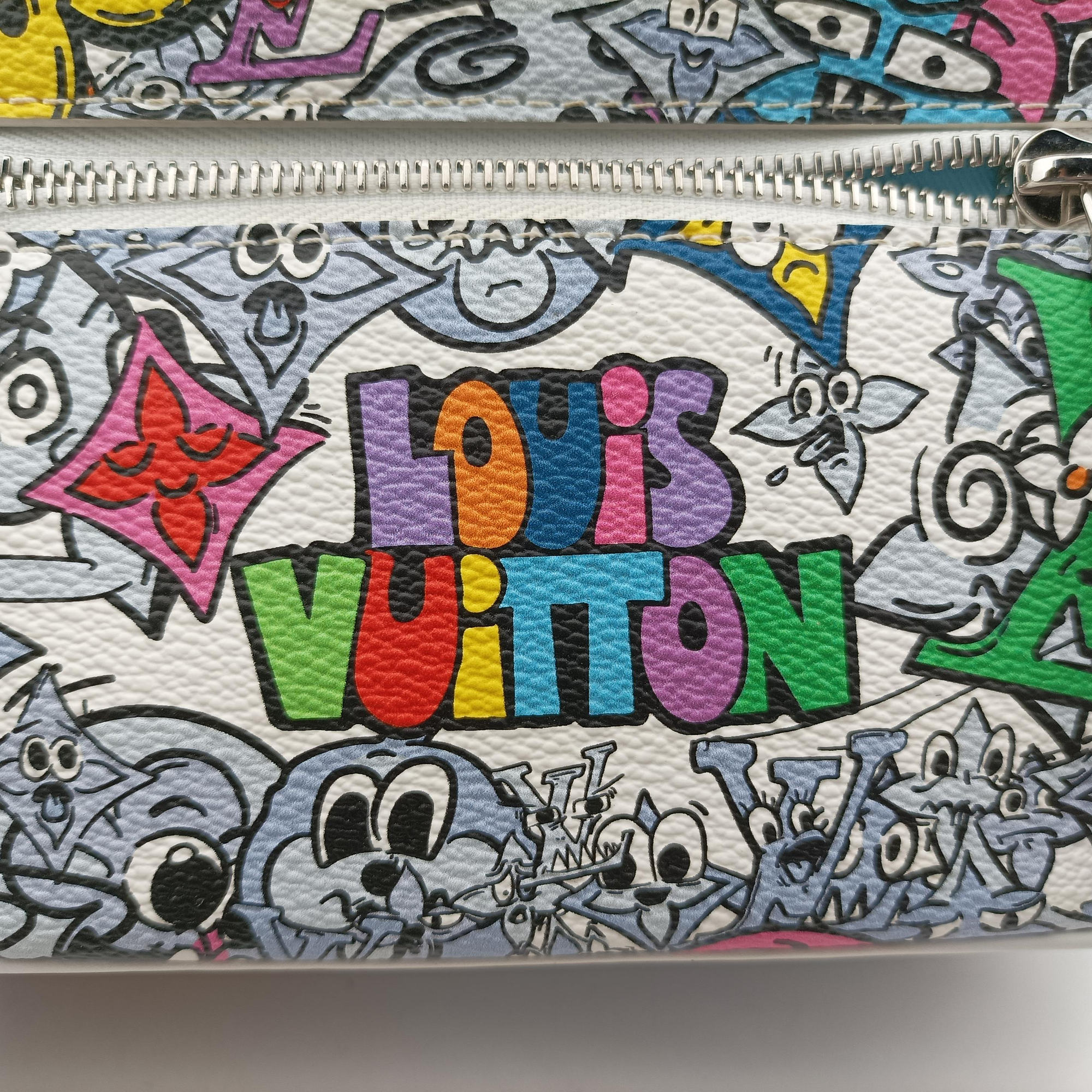 Pre-owned Louis Vuitton Mini Soft Trunk White×multicolor Monogram Comics M82008 shoulderbag | stylenewstar