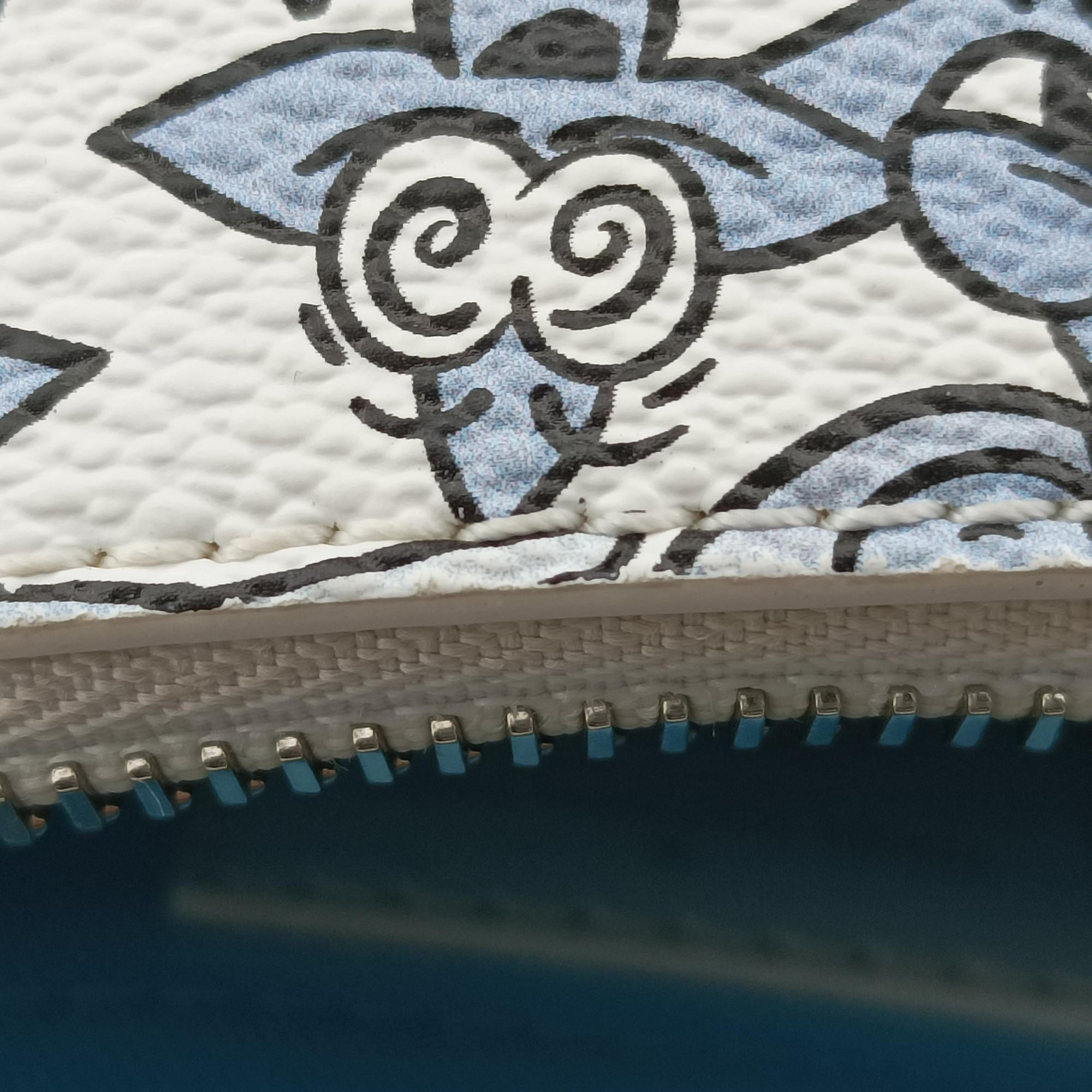 Pre-owned Louis Vuitton Mini Soft Trunk White×multicolor Monogram Comics M82008 shoulderbag | stylenewstar