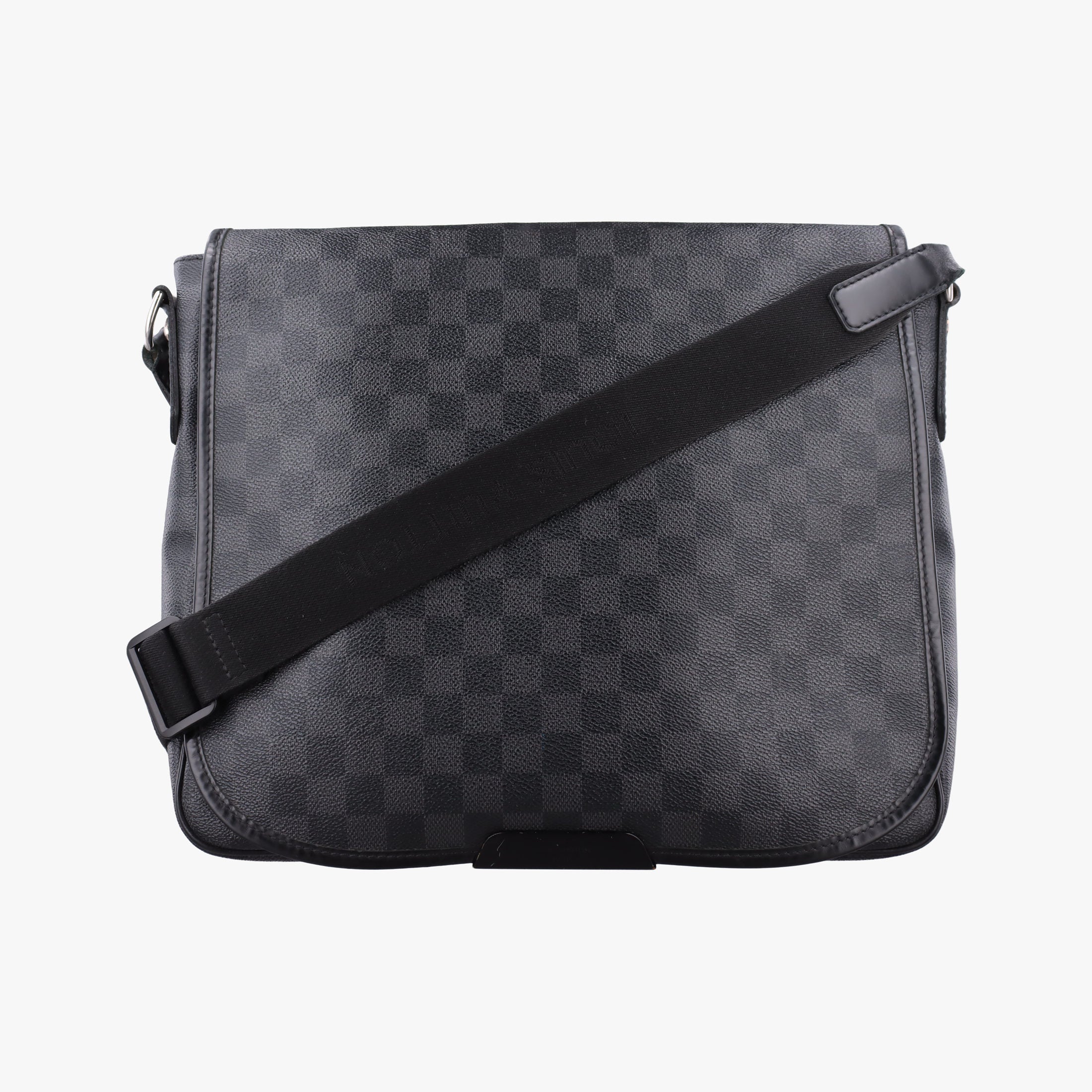 Secondhand Louis Vuitton DANIEL MM Noir Damier GRAPHITE N58029 shoulderbag | stylenewstar