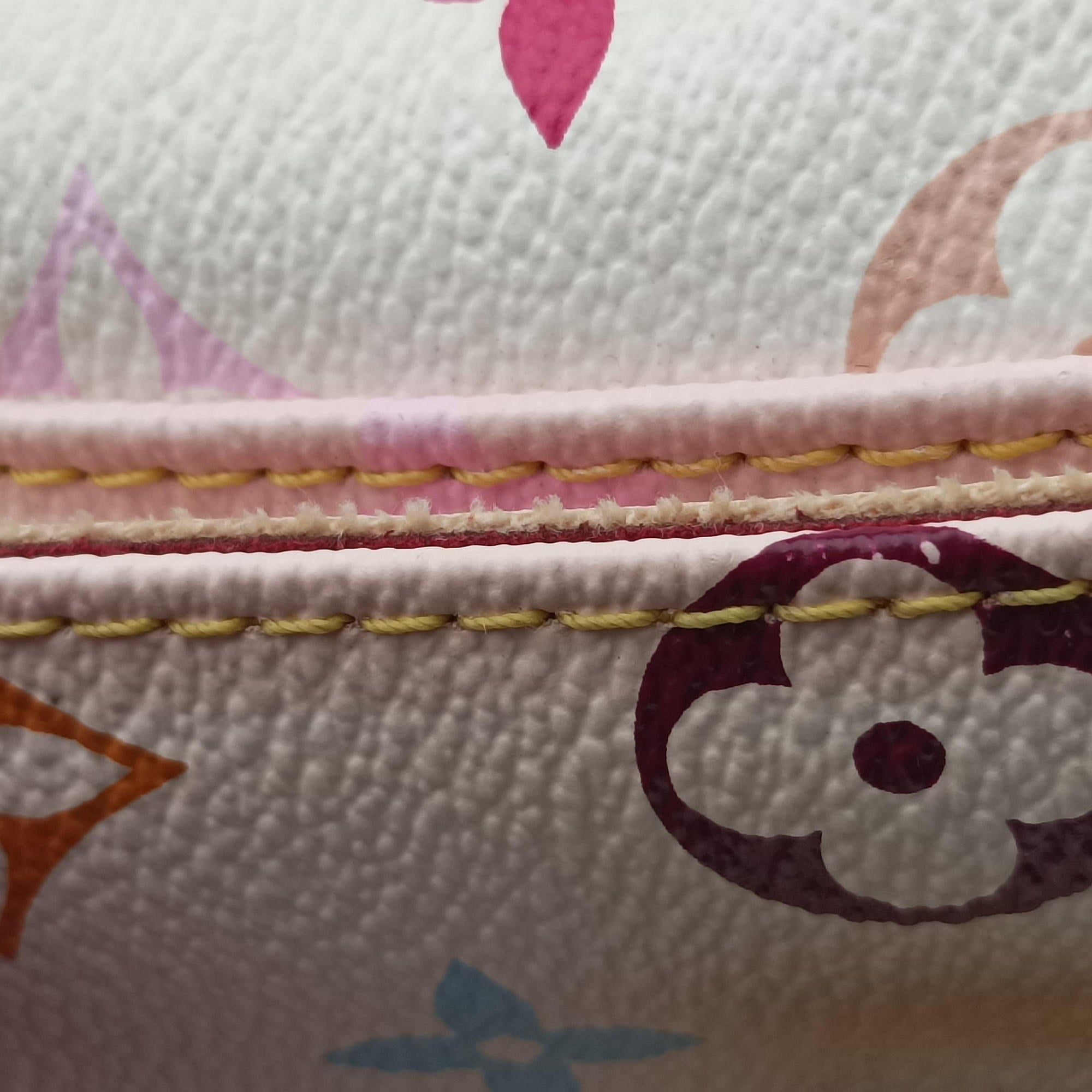 Secondhand Louis Vuitton Petit NOe white Monogram Multicolor M42229 shoulderbag | stylenewstar