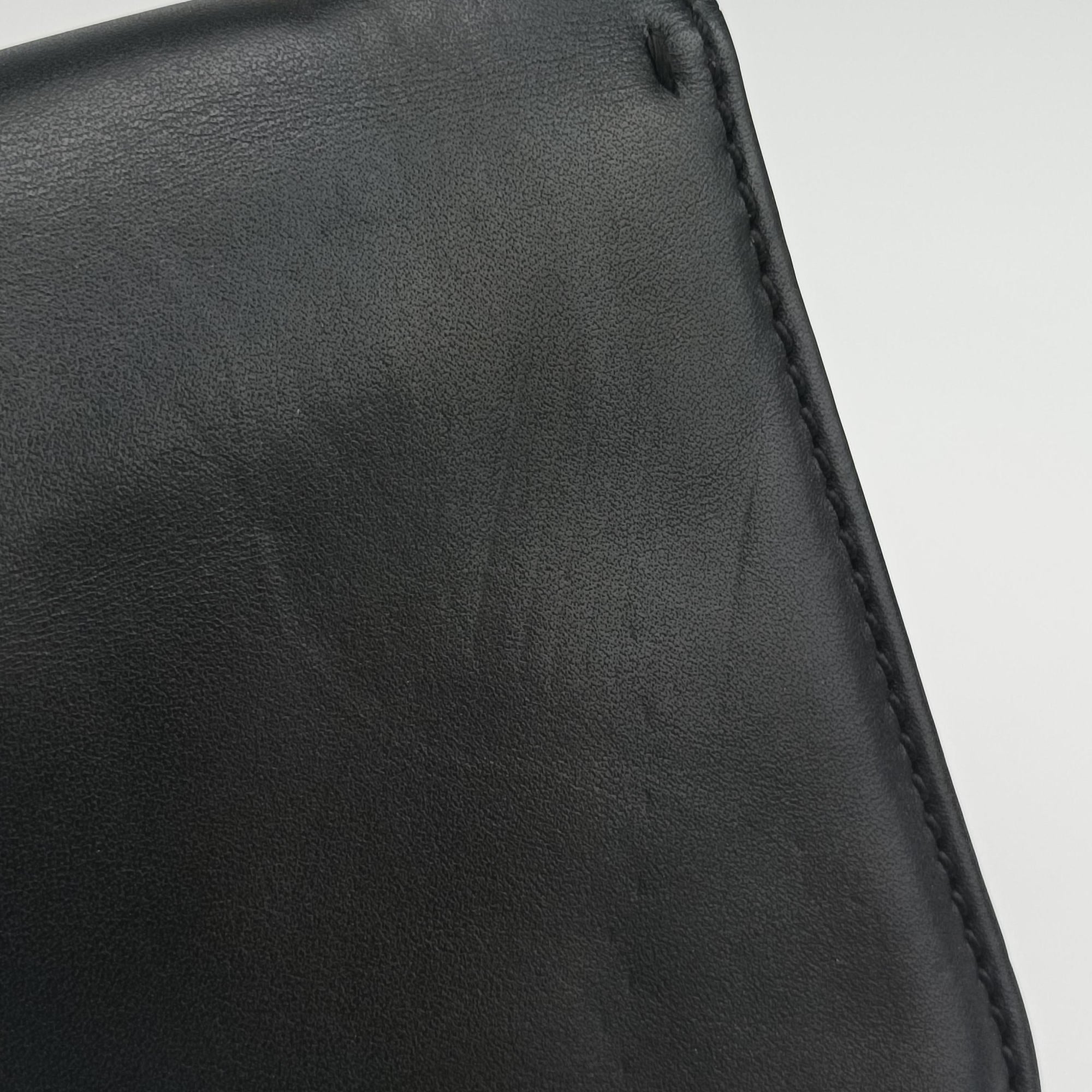 Pre-owned Valentino Rockstud Glam Lock Black Leather  shoulderbag | stylenewstar