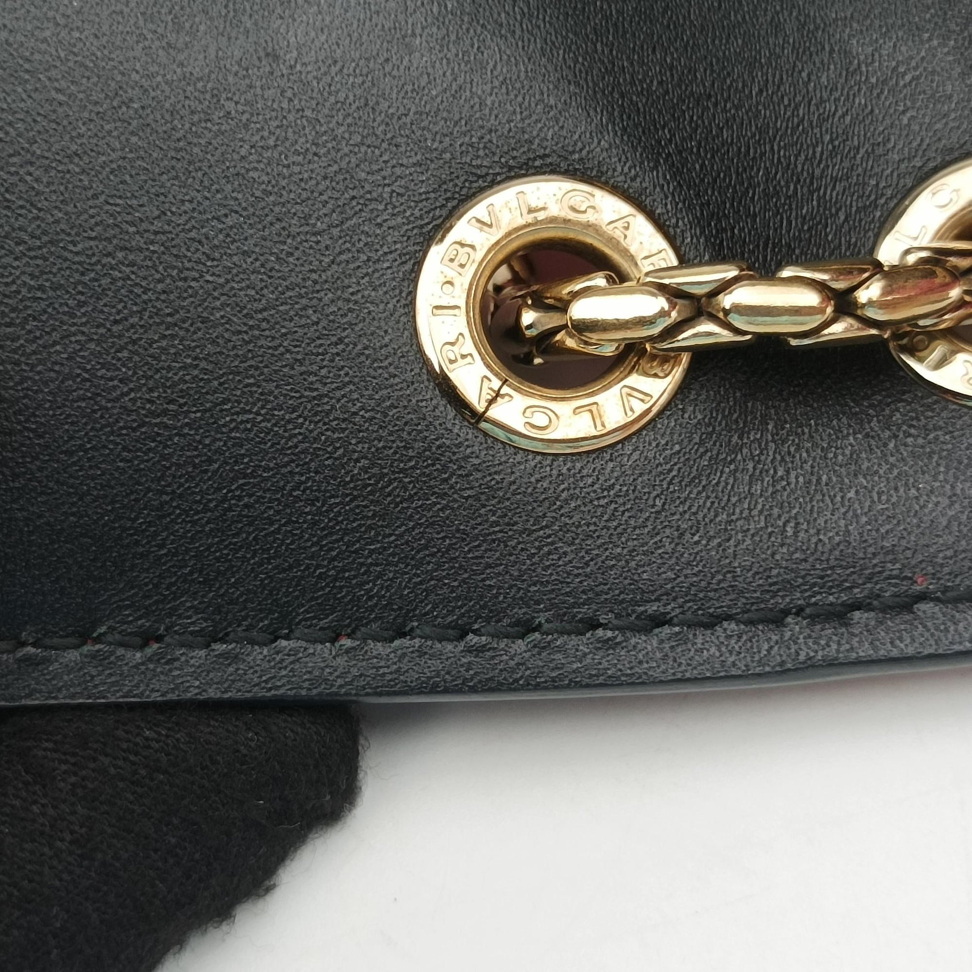 Secondhand Bvlgari Serpenti Forever Red Patent Leather  shoulderbag | stylenewstar