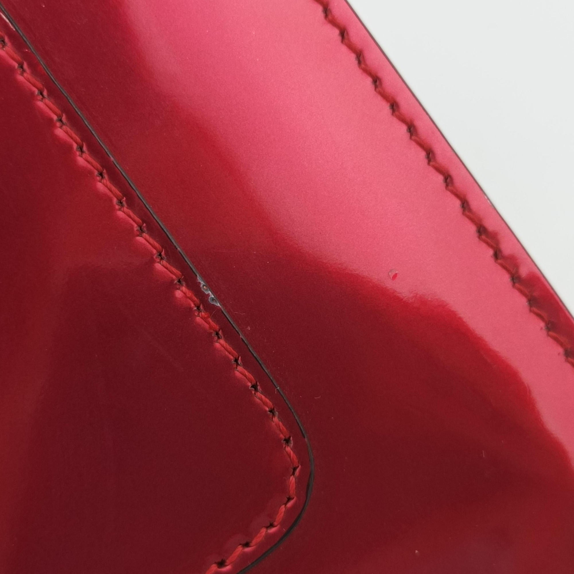 Secondhand Bvlgari Serpenti Forever Red Patent Leather  shoulderbag | stylenewstar