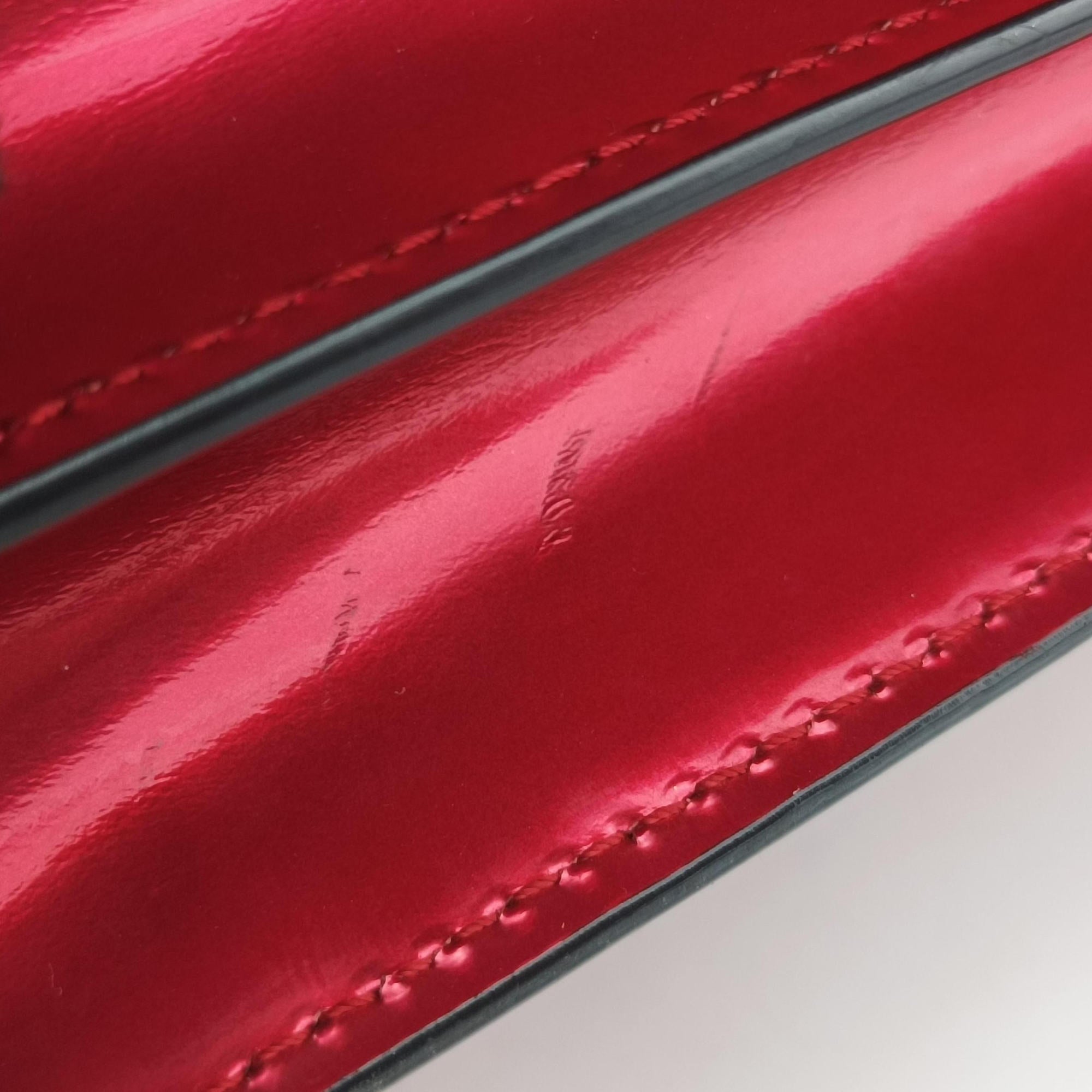 Secondhand Bvlgari Serpenti Forever Red Patent Leather  shoulderbag | stylenewstar